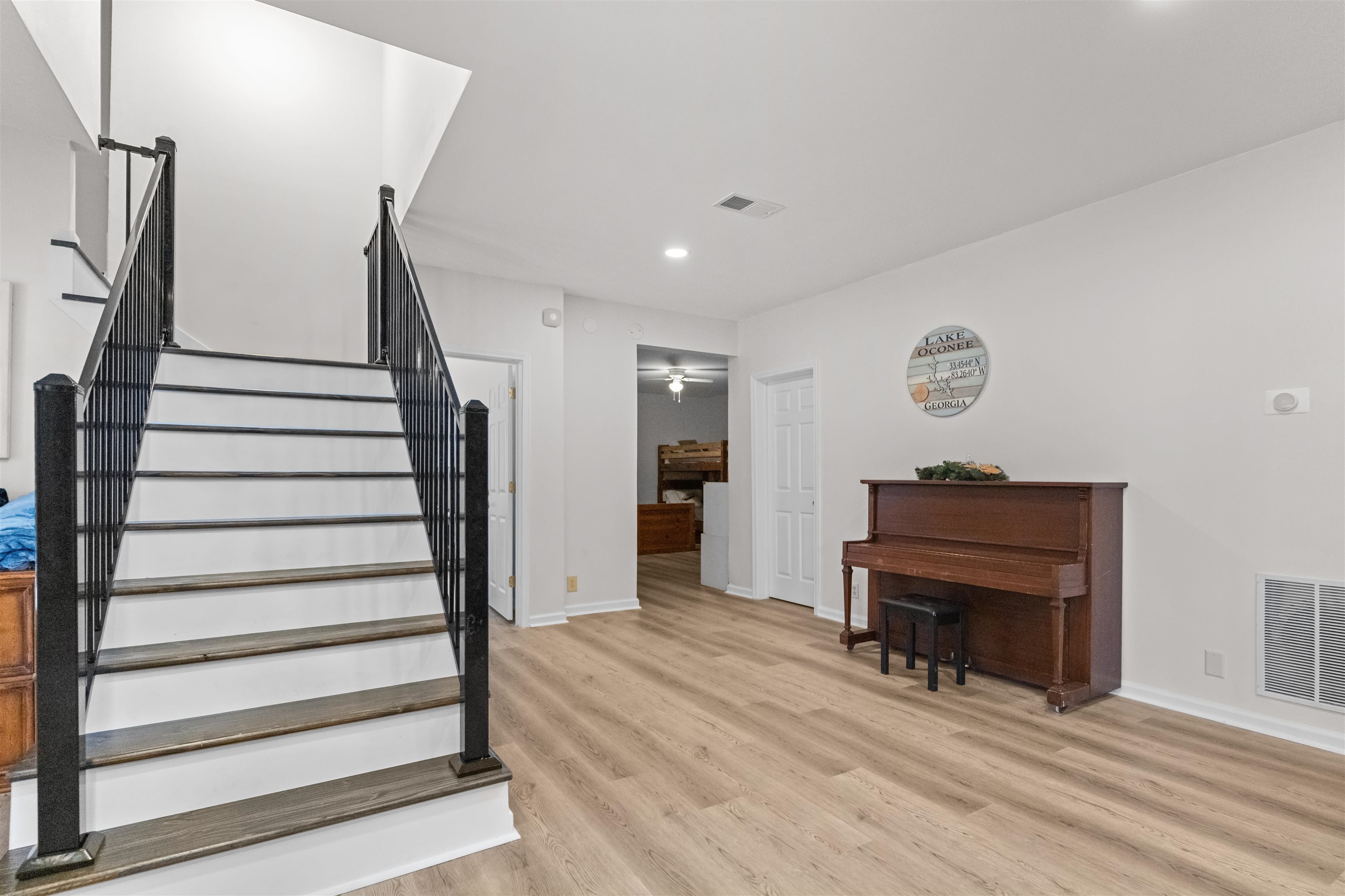 403 Long Shoals Drive Property Photo 44