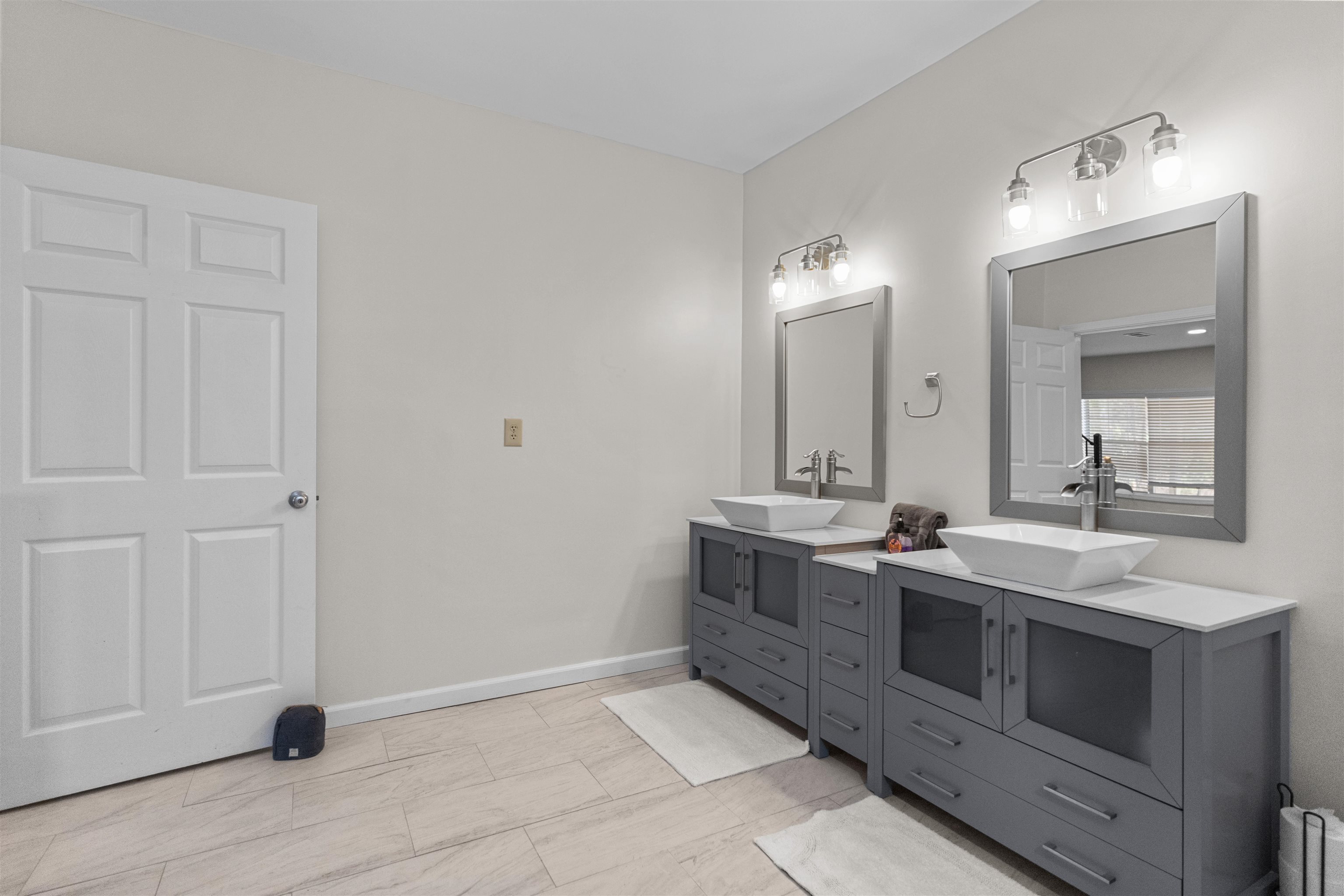 403 Long Shoals Drive Property Photo 49