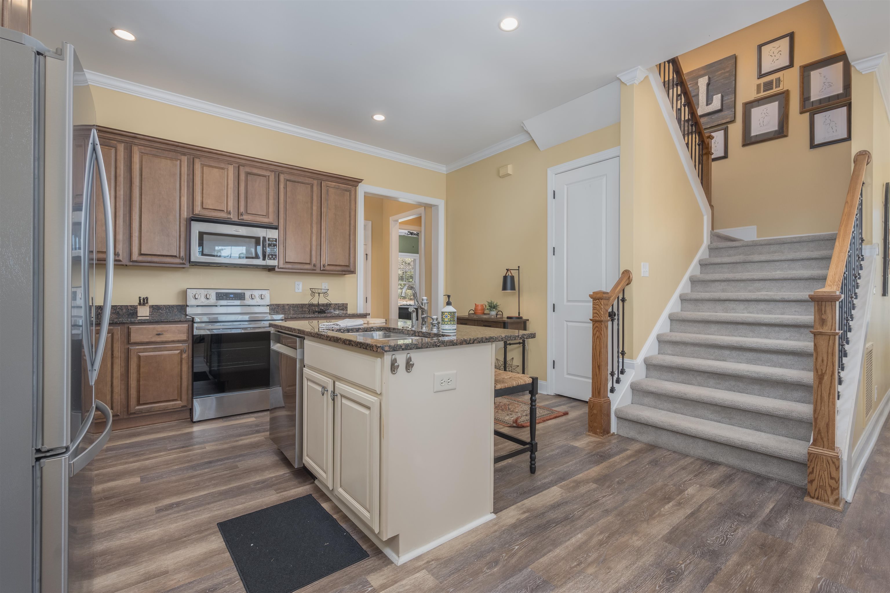 1011 Starboard Drive Property Photo 8