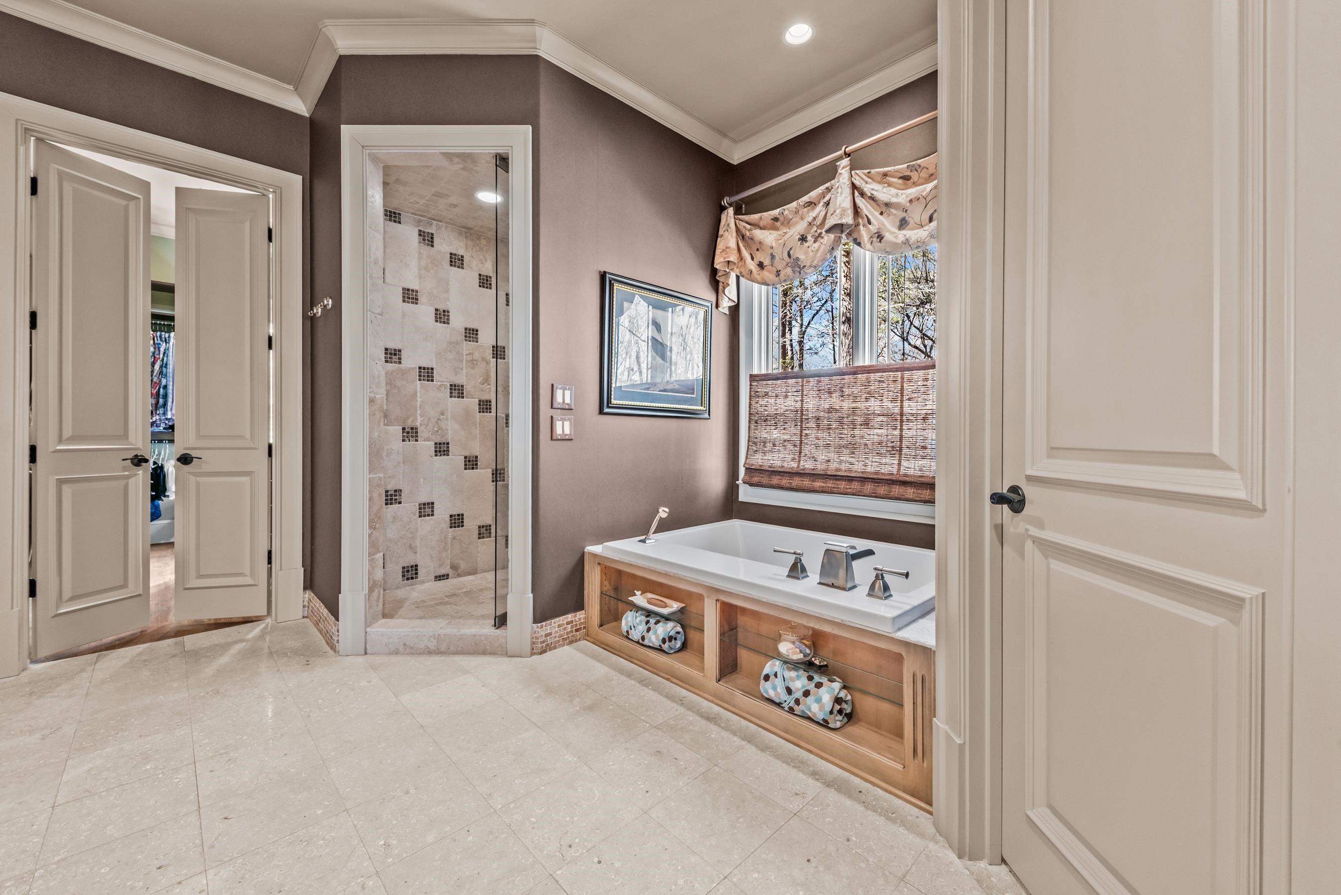 141 Broadlands Drive Property Photo 33