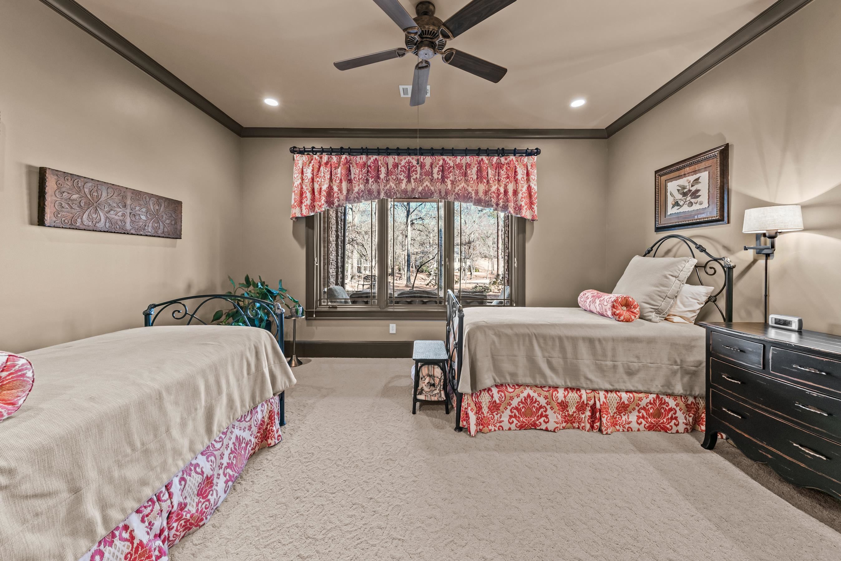 141 Broadlands Drive Property Photo 48