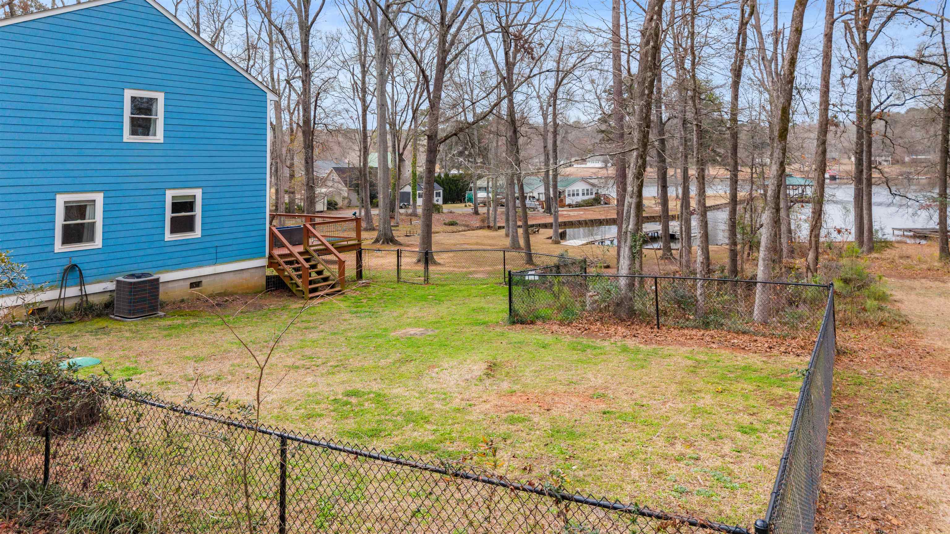 155 Admirality Way Property Photo 9