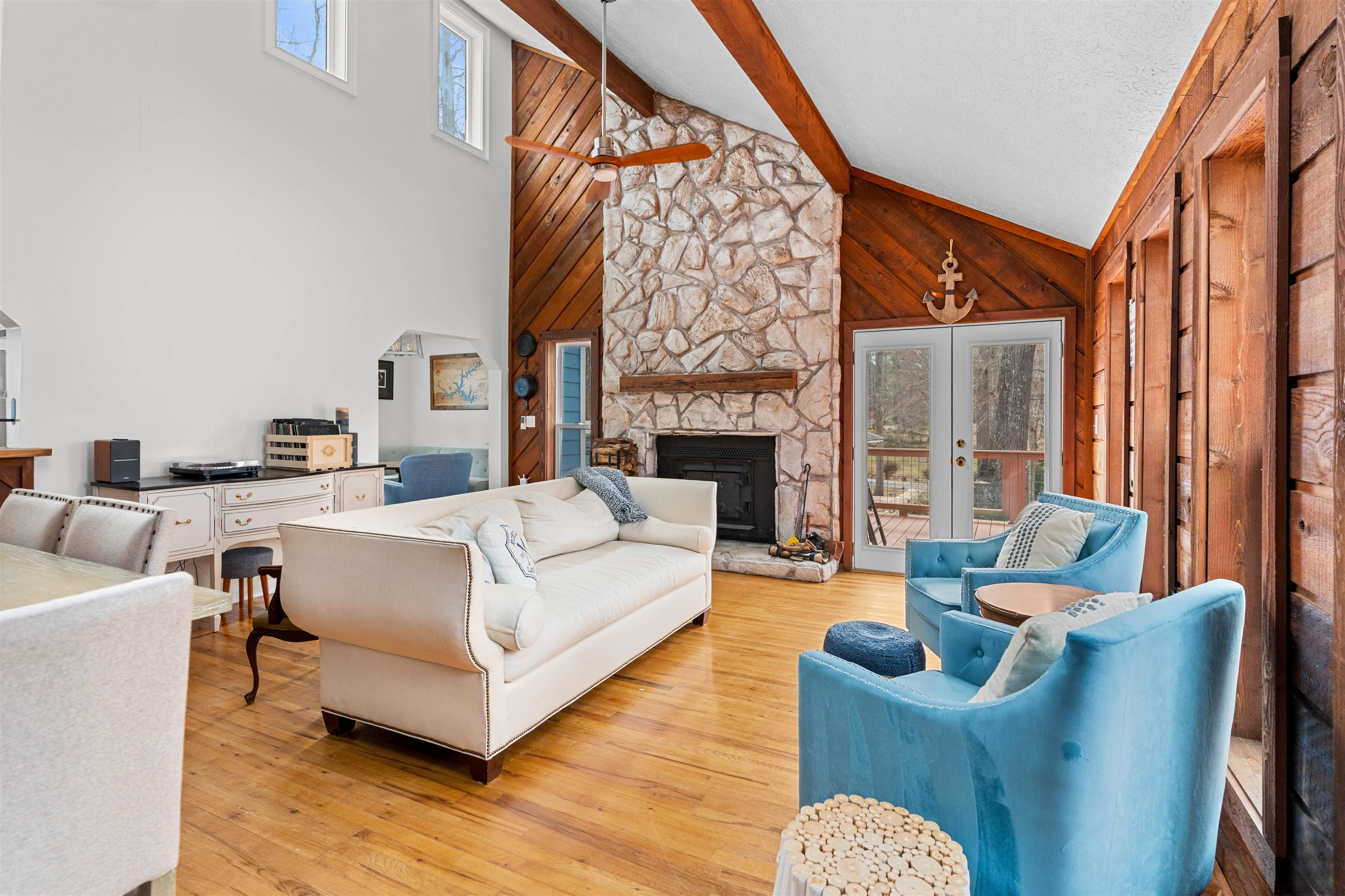 155 Admirality Way Property Photo 23