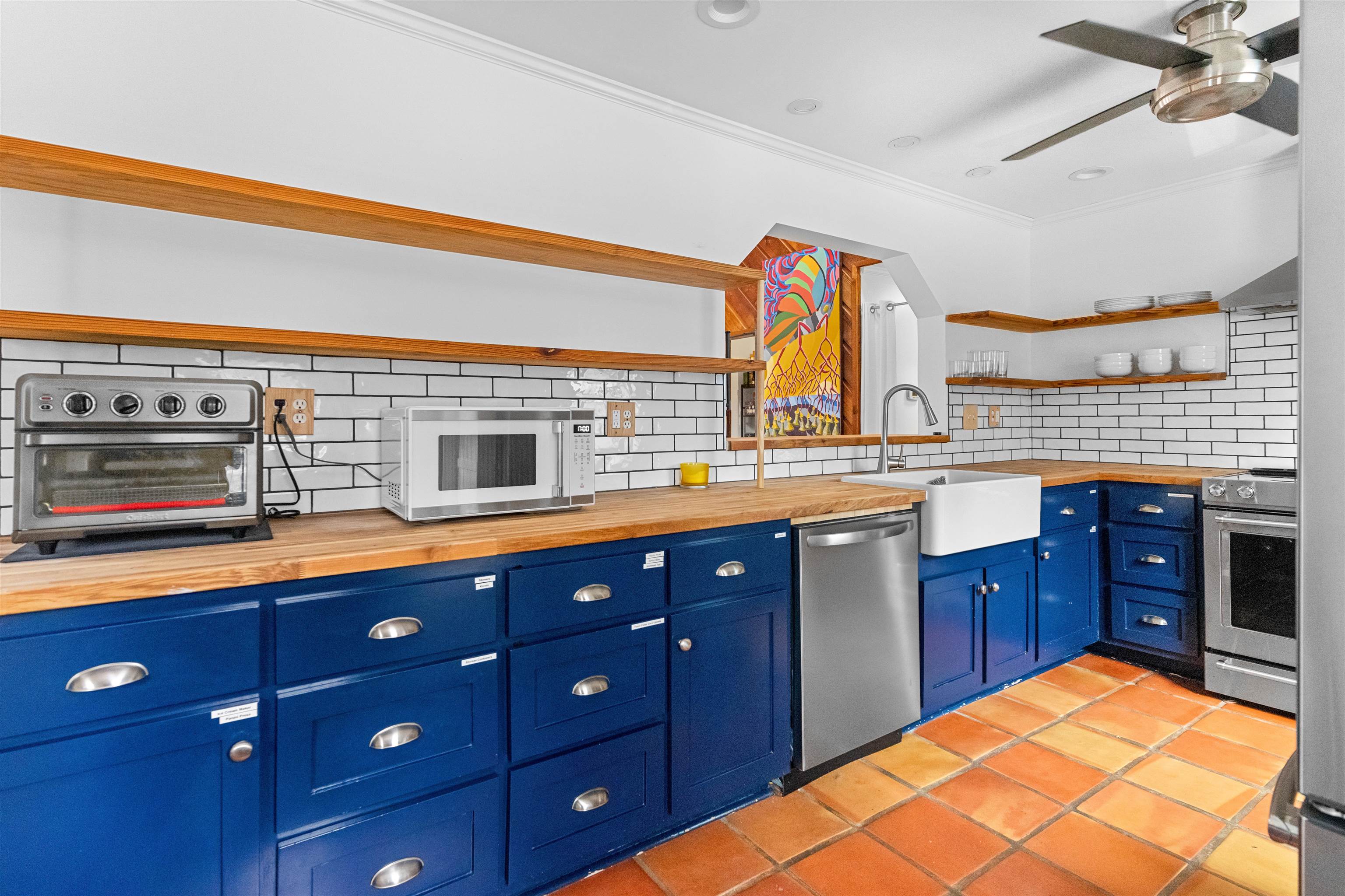 155 Admirality Way Property Photo 33