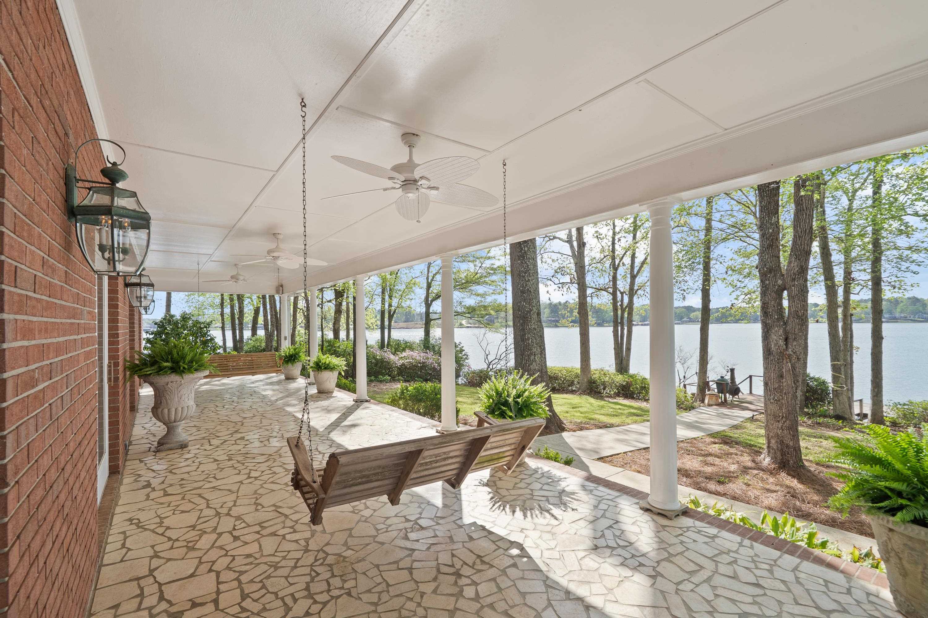 390 Nw David Williams Road Property Photo 12