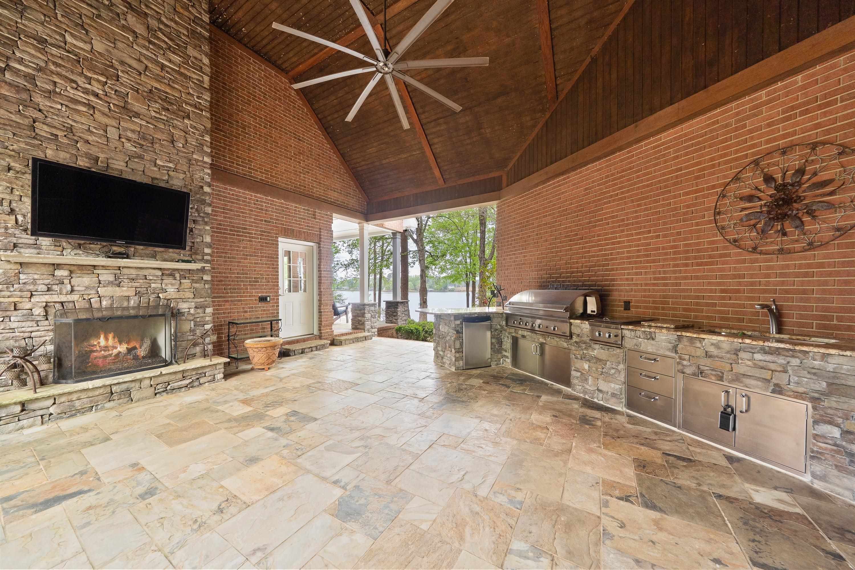 390 Nw David Williams Road Property Photo 20