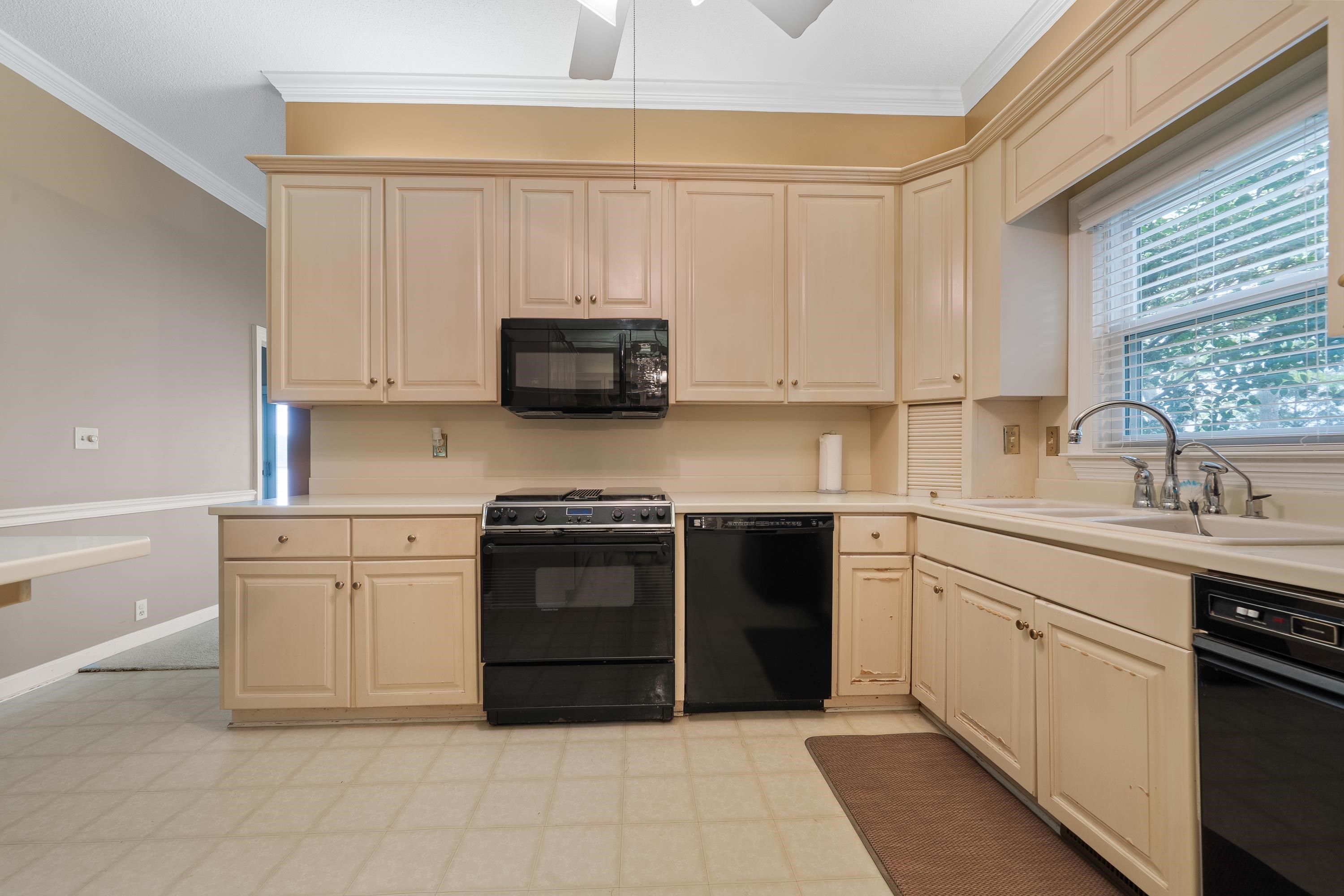 390 Nw David Williams Road Property Photo 35