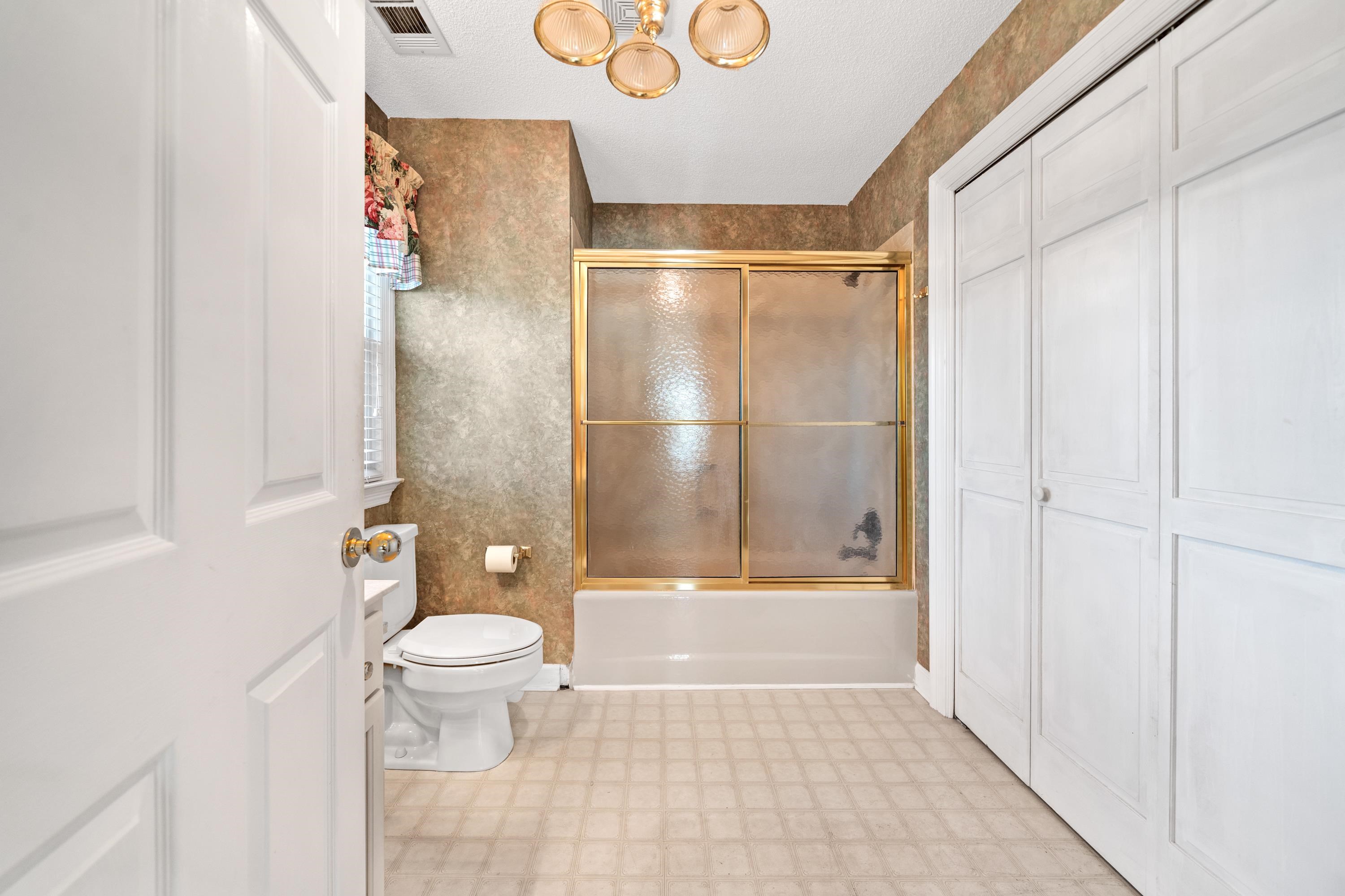 390 Nw David Williams Road Property Photo 44
