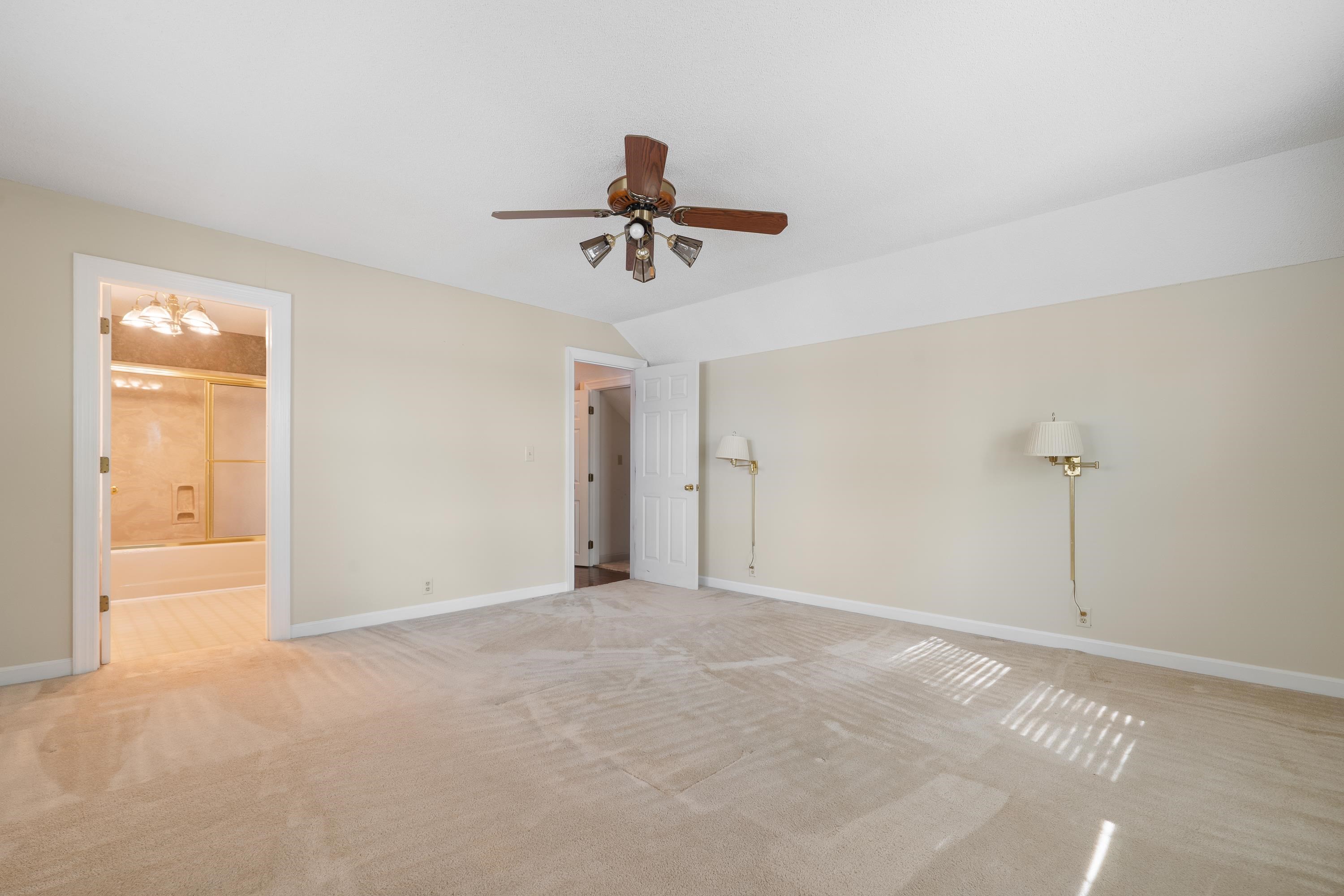 390 Nw David Williams Road Property Photo 56