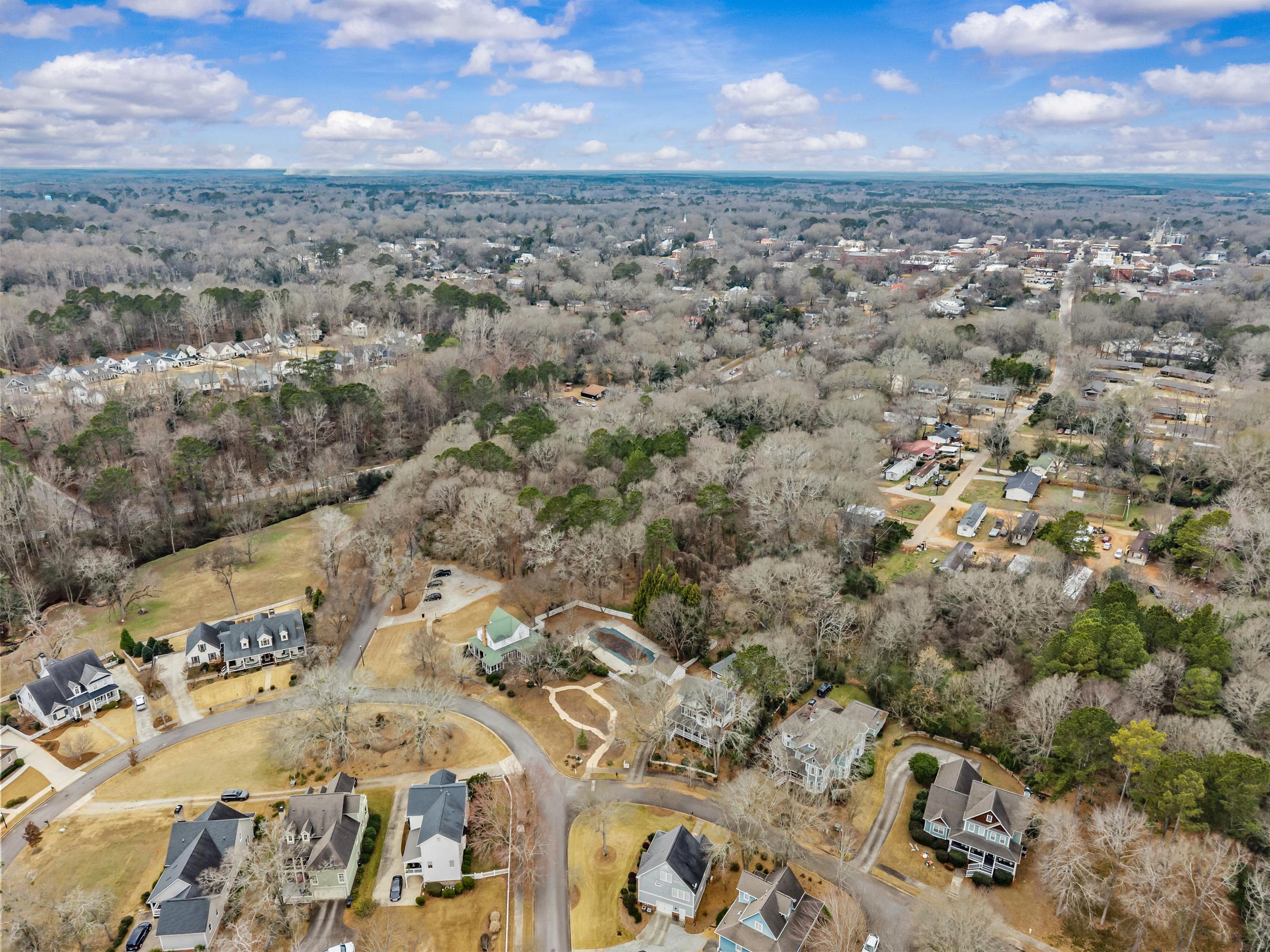516 Hillside Property Photo 23