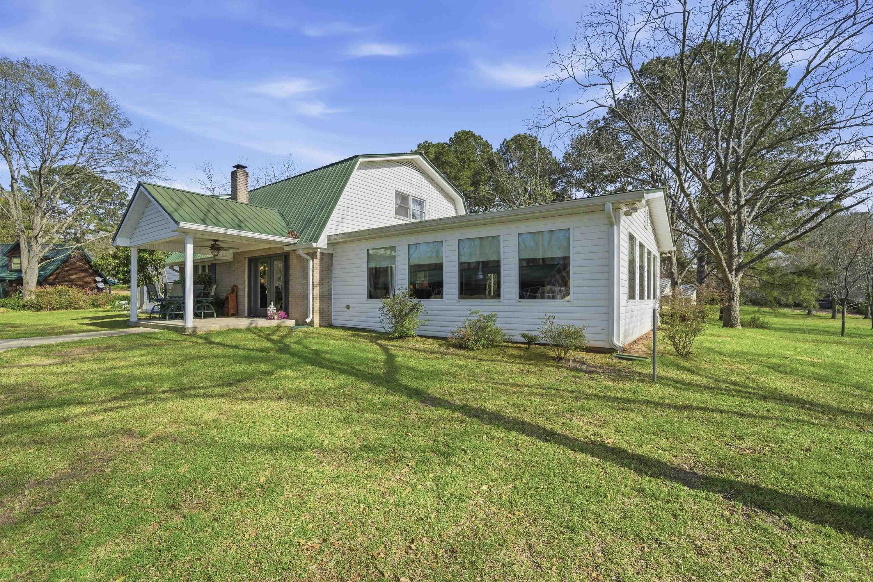 1490 Staci Drive Property Photo 3