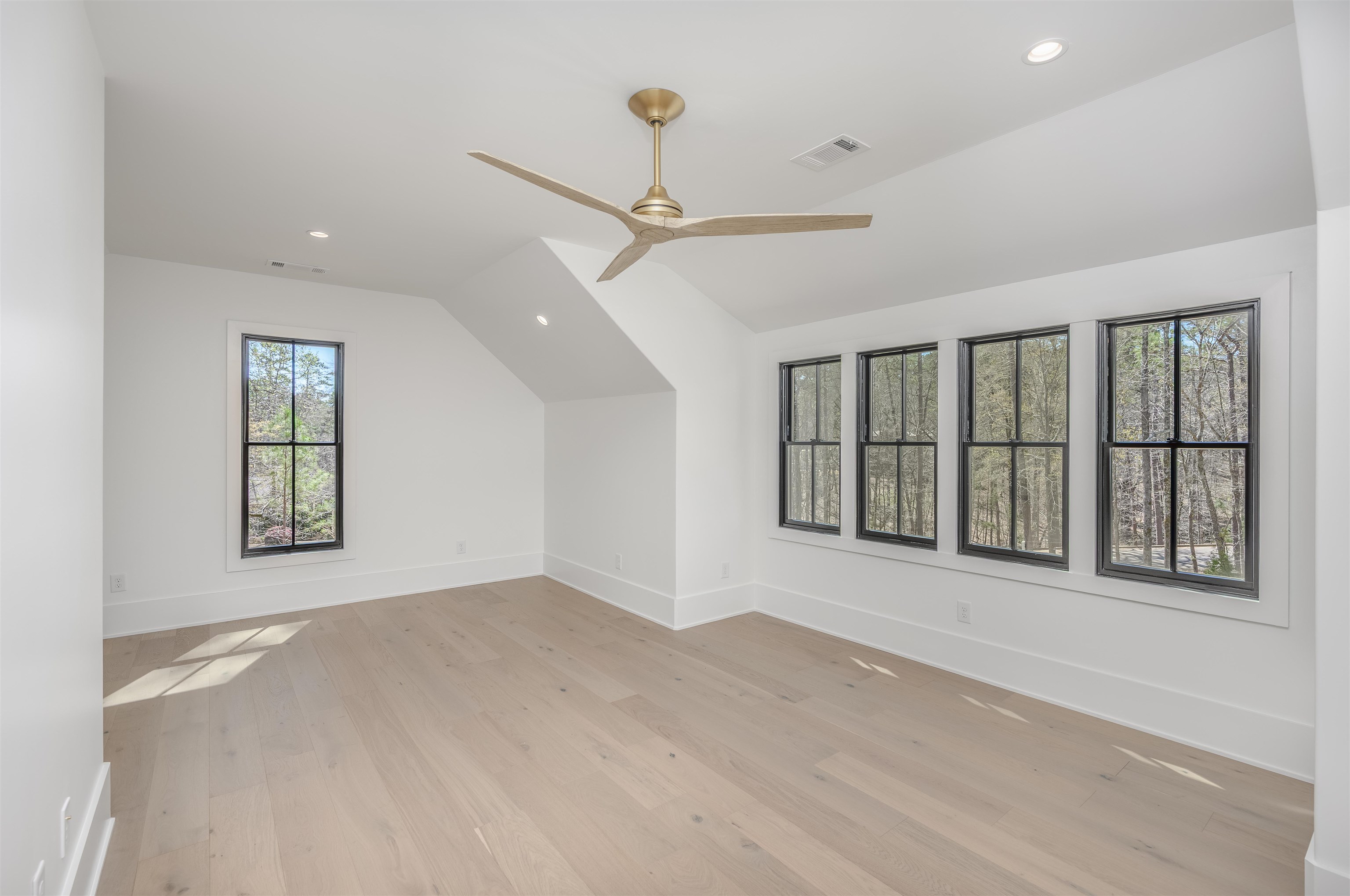 1100 Curtright Place Property Photo 35