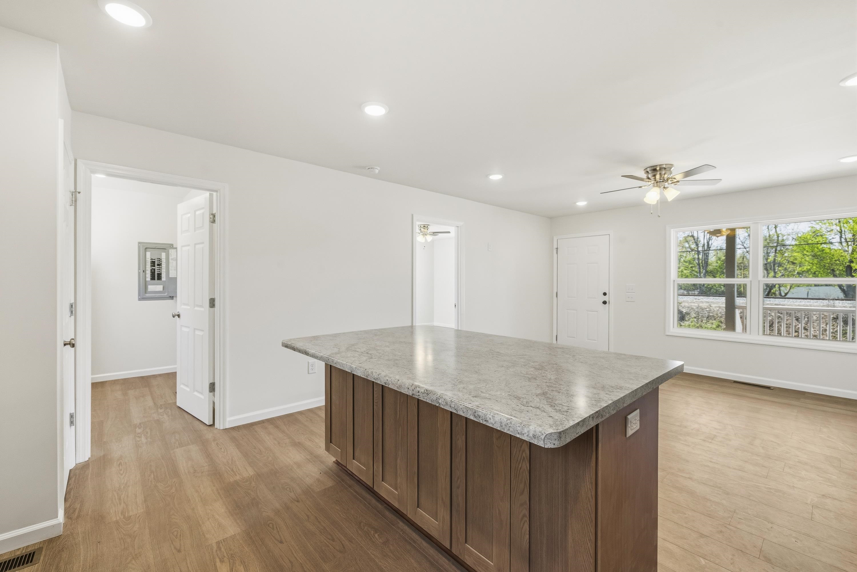 509 Carlton Avenue Property Photo 15