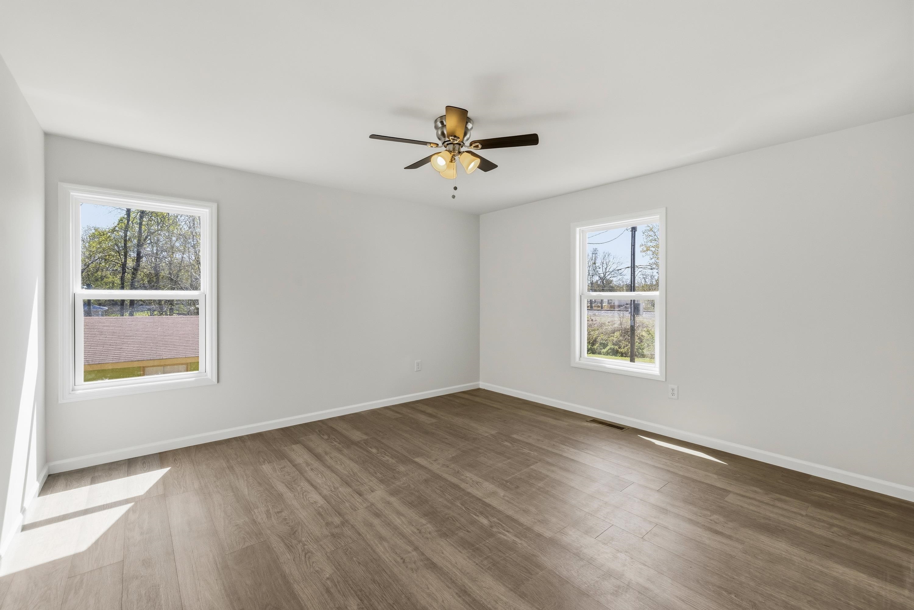 509 Carlton Avenue Property Photo 16