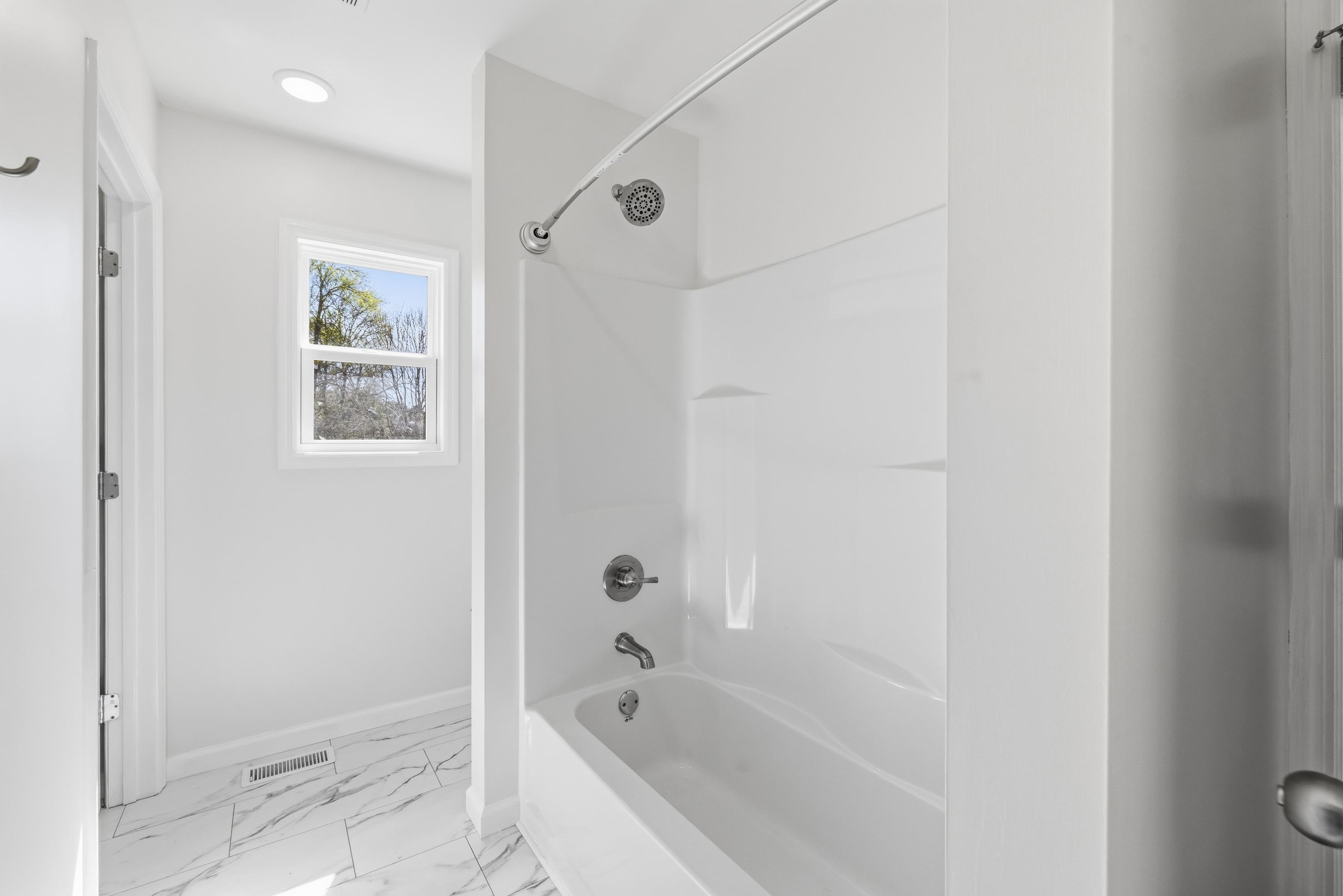 509 Carlton Avenue Property Photo 19