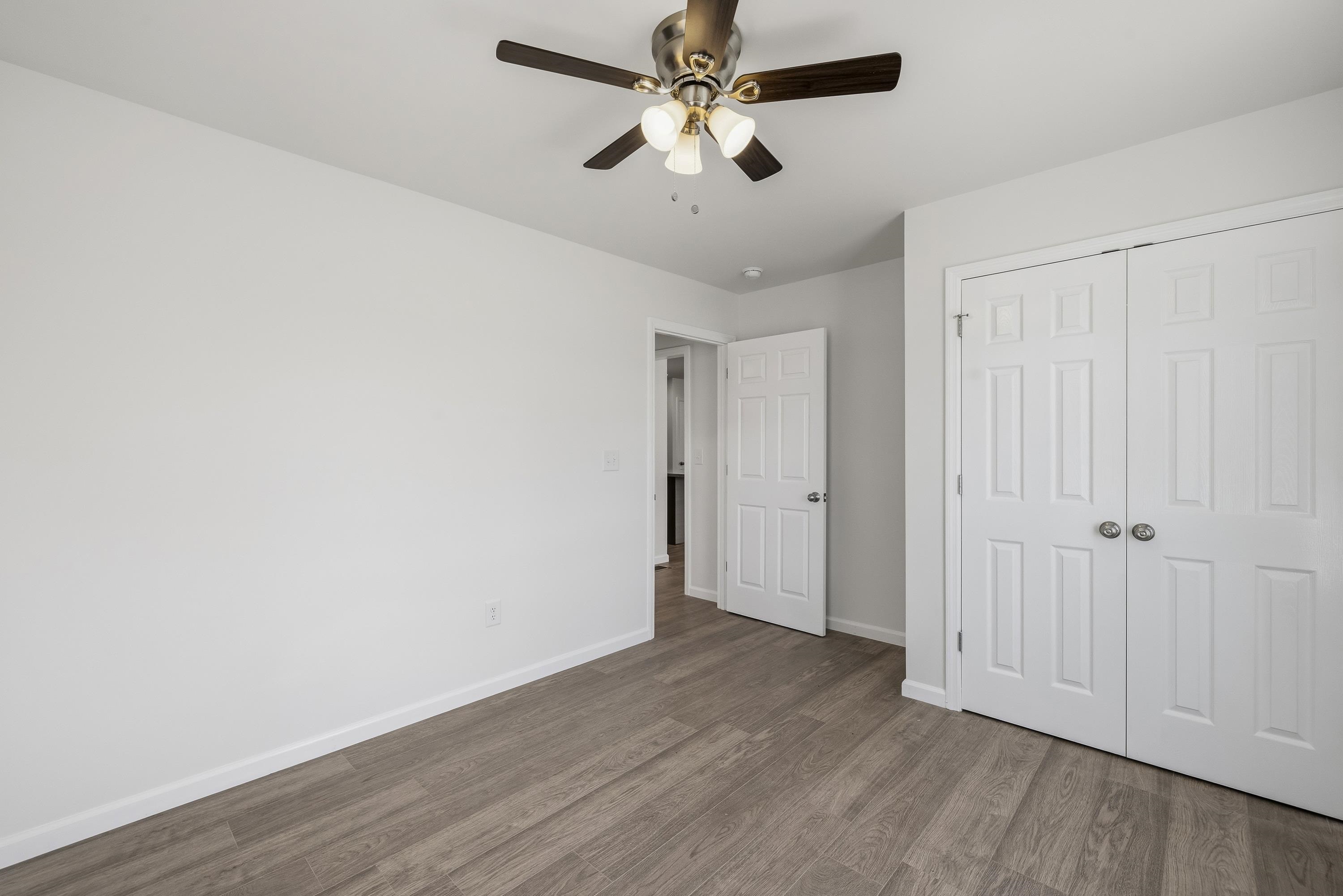 509 Carlton Avenue Property Photo 23