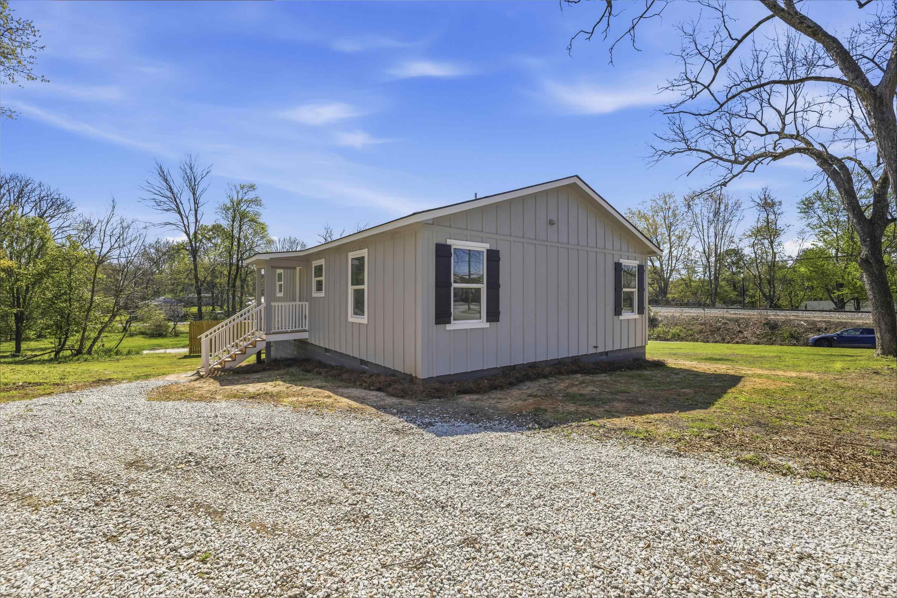 509 Carlton Avenue Property Photo 33