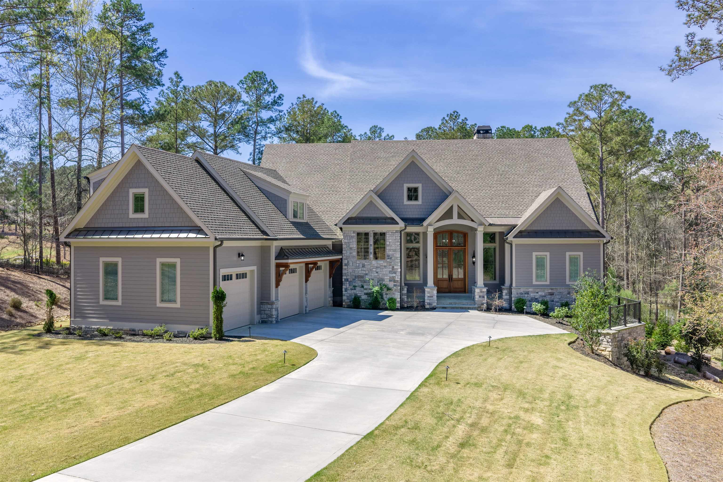 1100 Fox Bend Property Photo 3