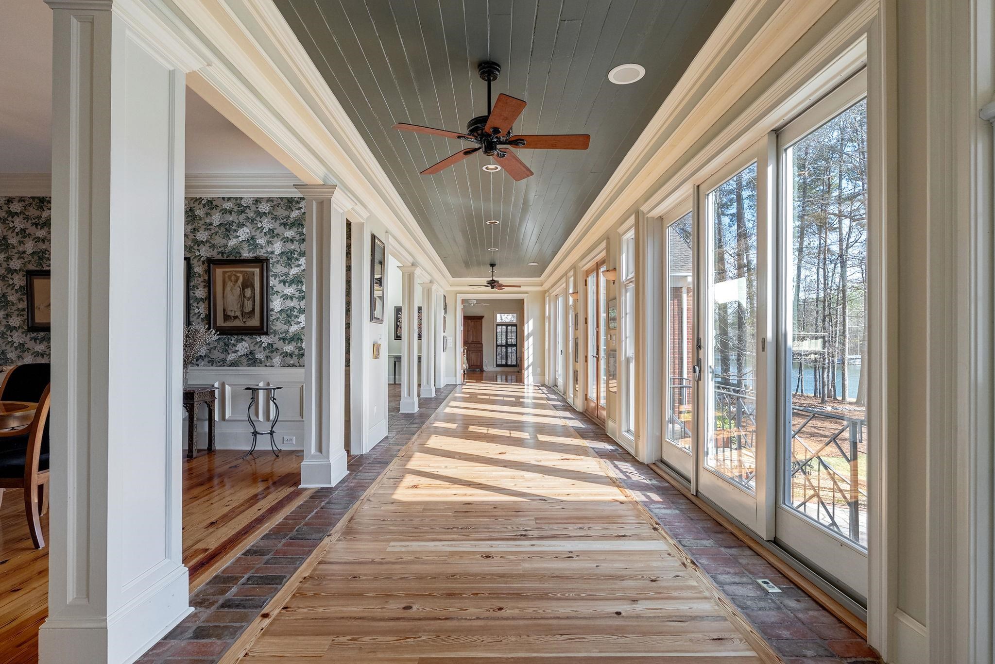 1040 Scott Loop Property Photo 19
