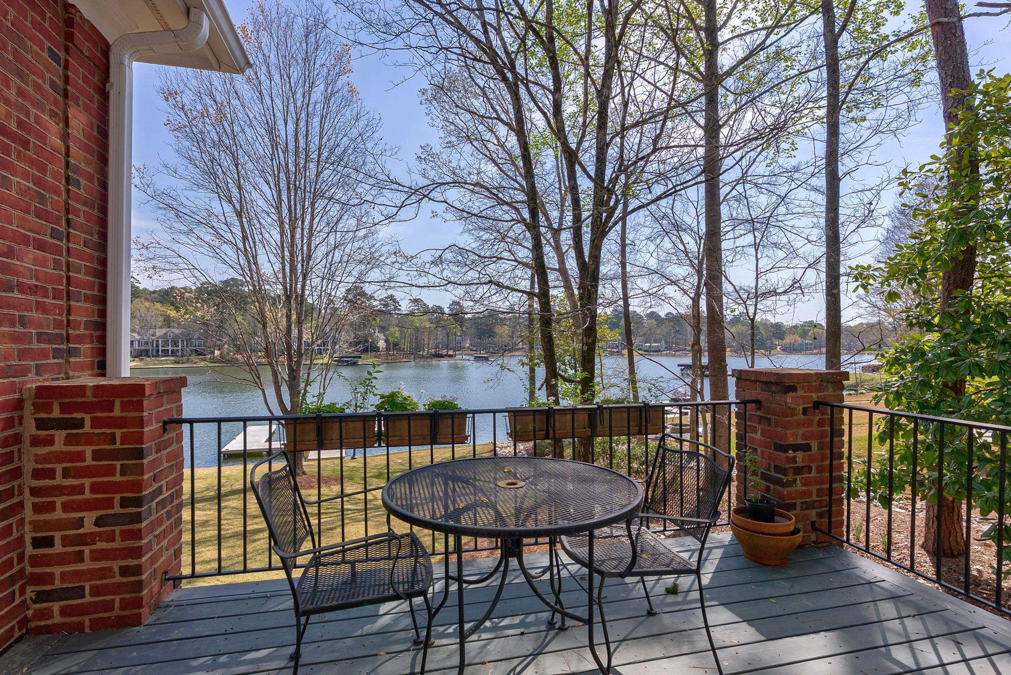 1040 Scott Loop Property Photo 31
