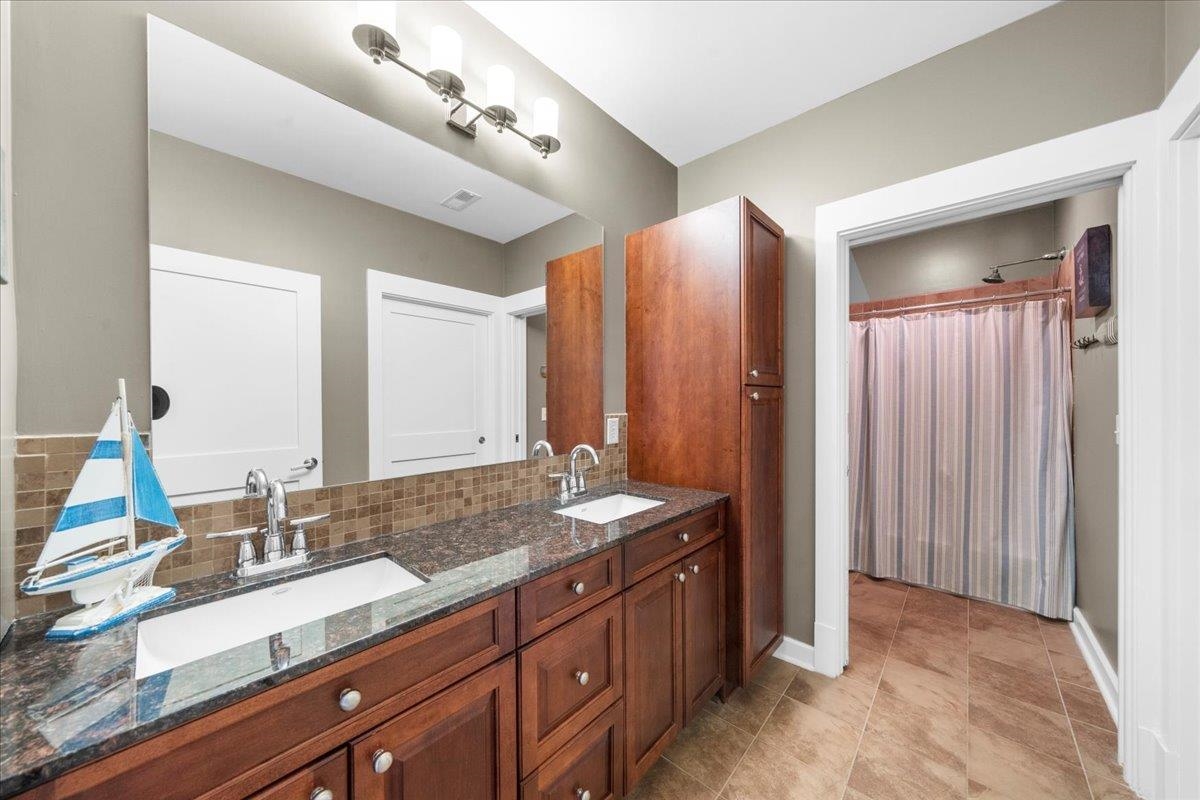 101 Unit 1005 South Bay Road Property Photo 24