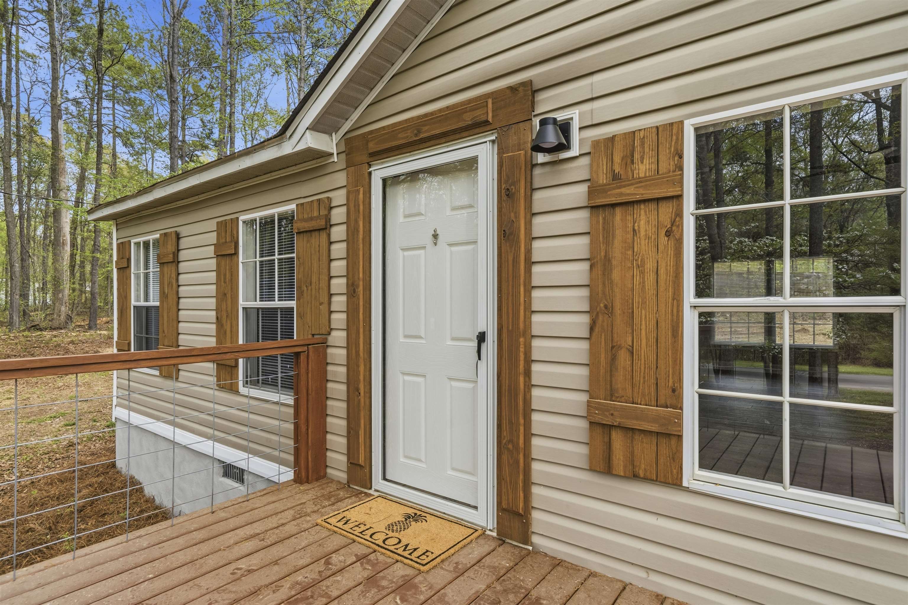 279 Possum Point Drive Property Photo 1