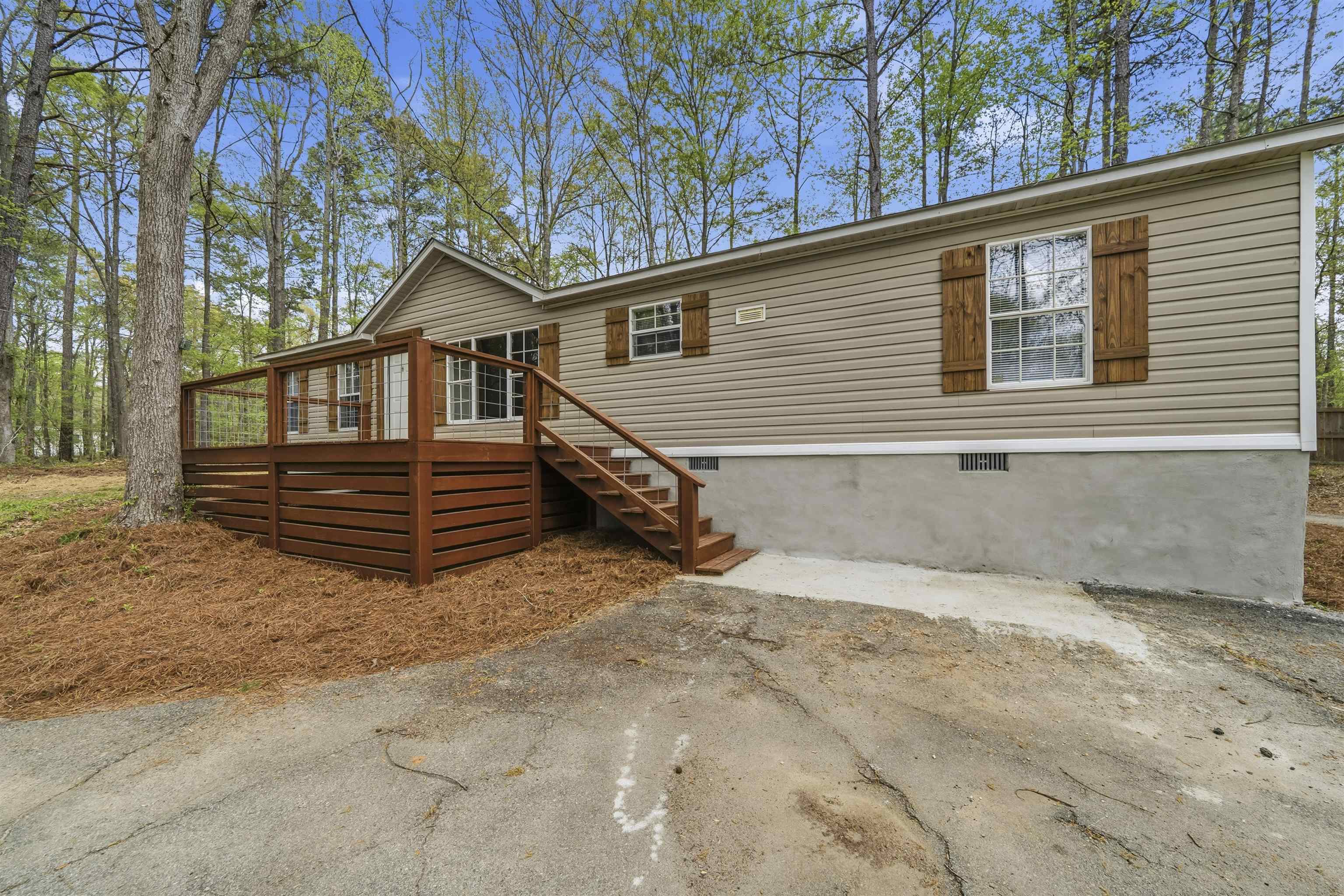 279 Possum Point Drive Property Photo 2