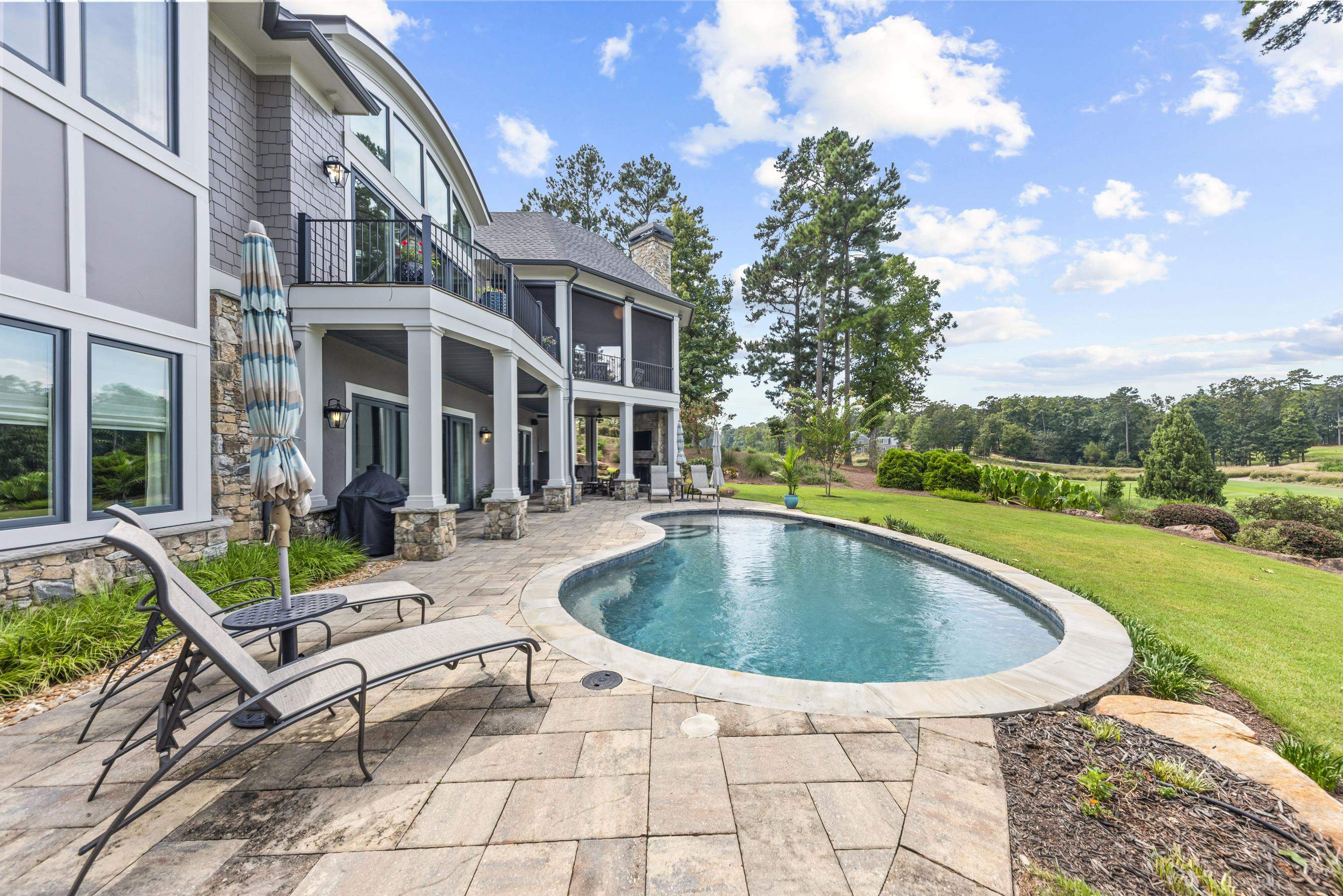 1240 Rose Creek Property Photo 4