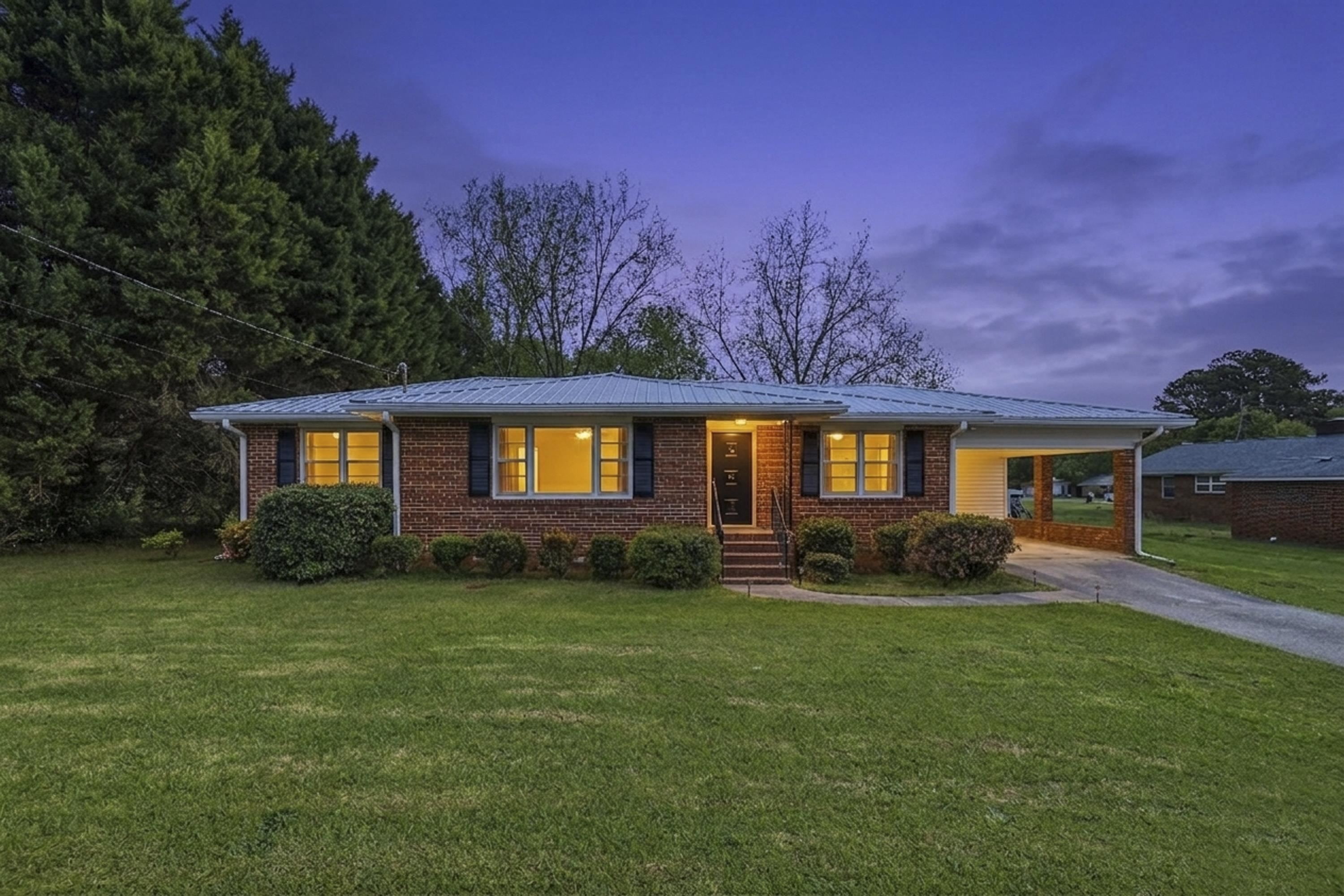 93 Carlton Avenue Property Photo 6