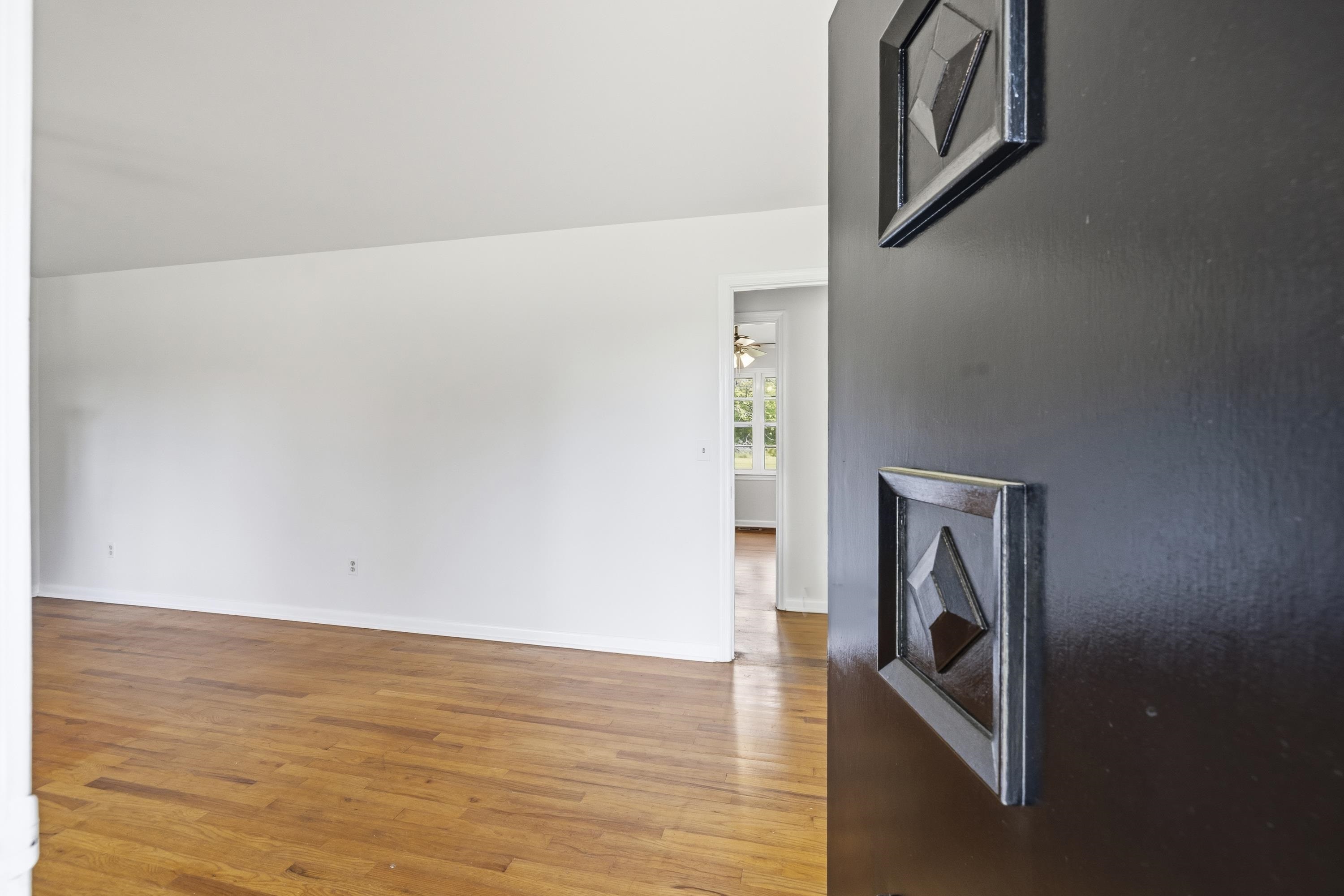 93 Carlton Avenue Property Photo 8