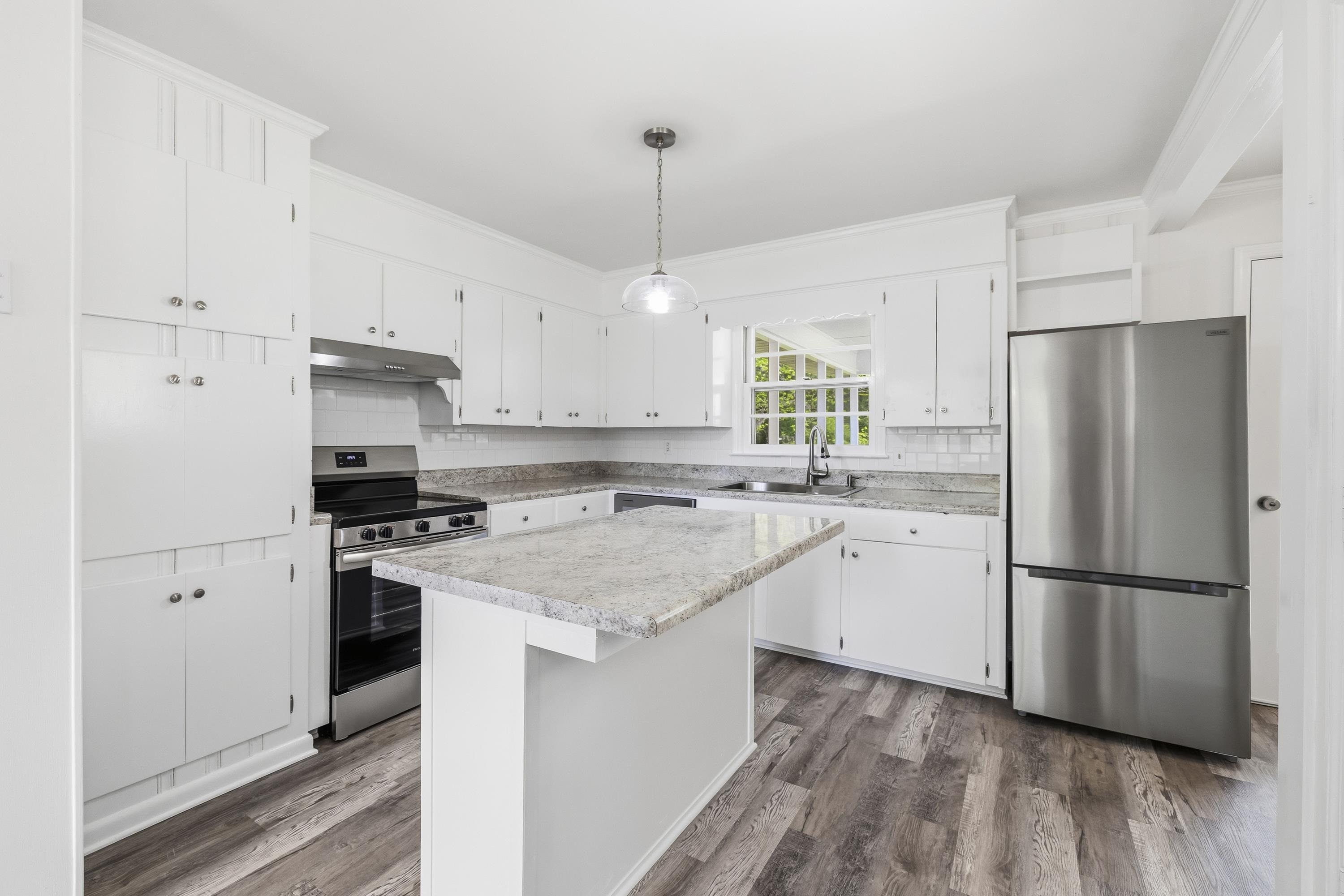 93 Carlton Avenue Property Photo 18