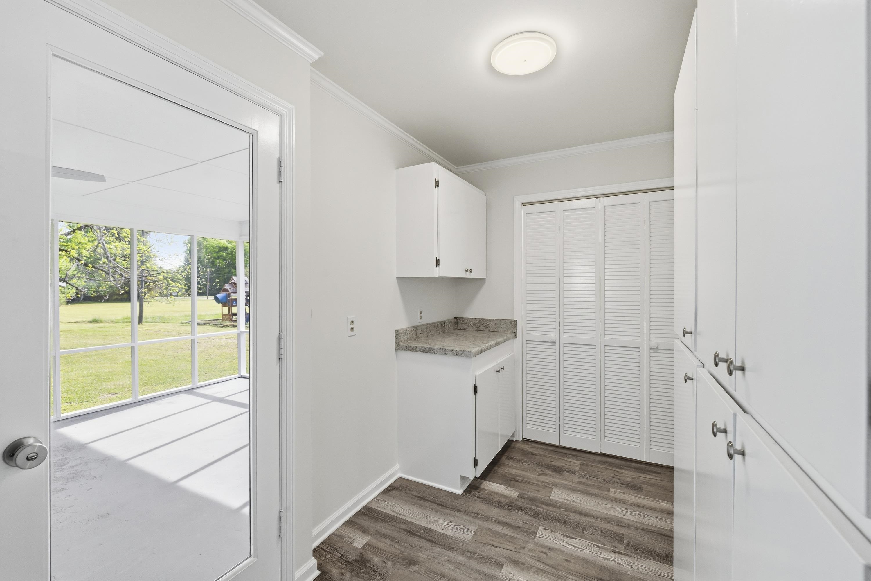 93 Carlton Avenue Property Photo 22