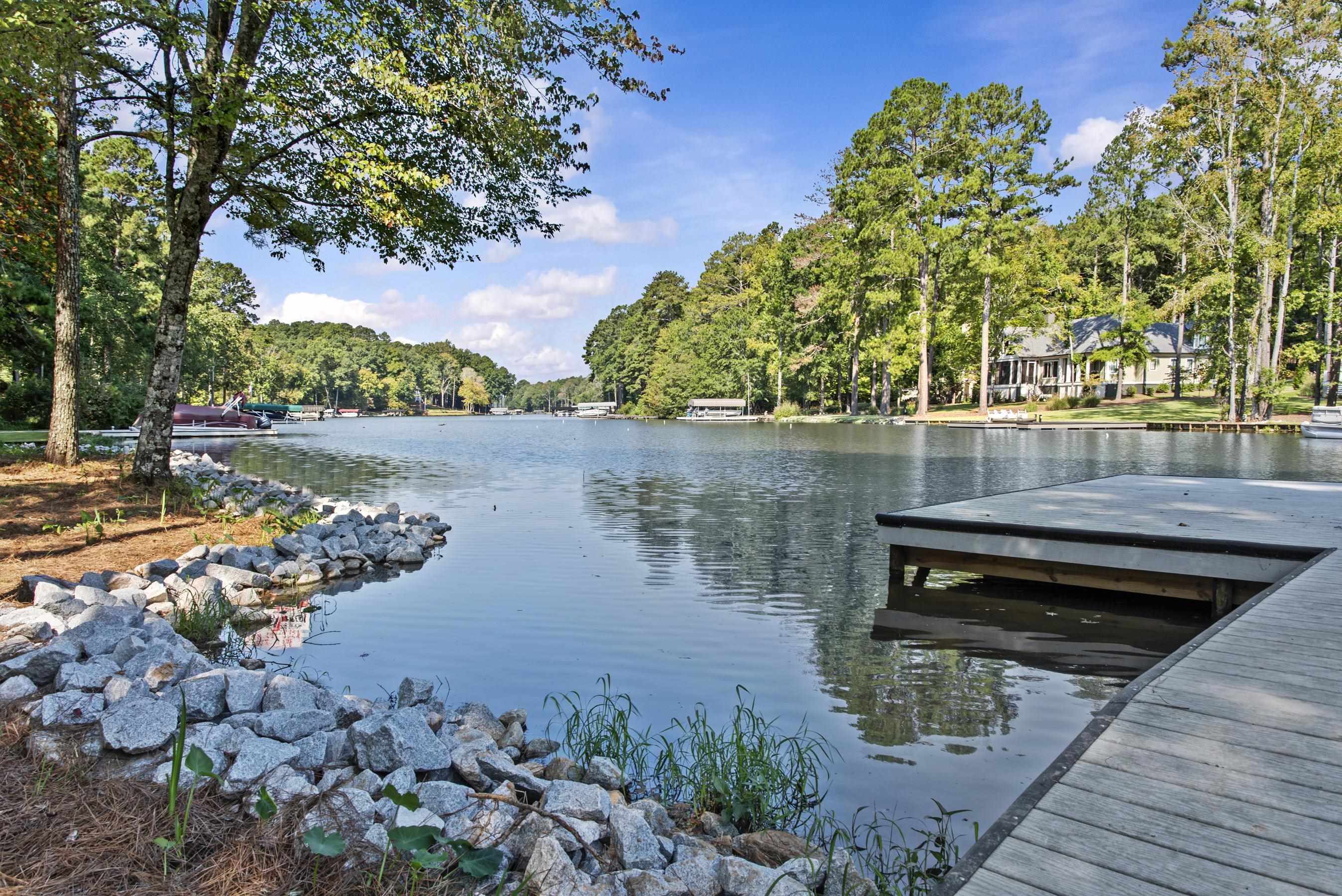 1281 Snug Harbor Drive Property Photo 6