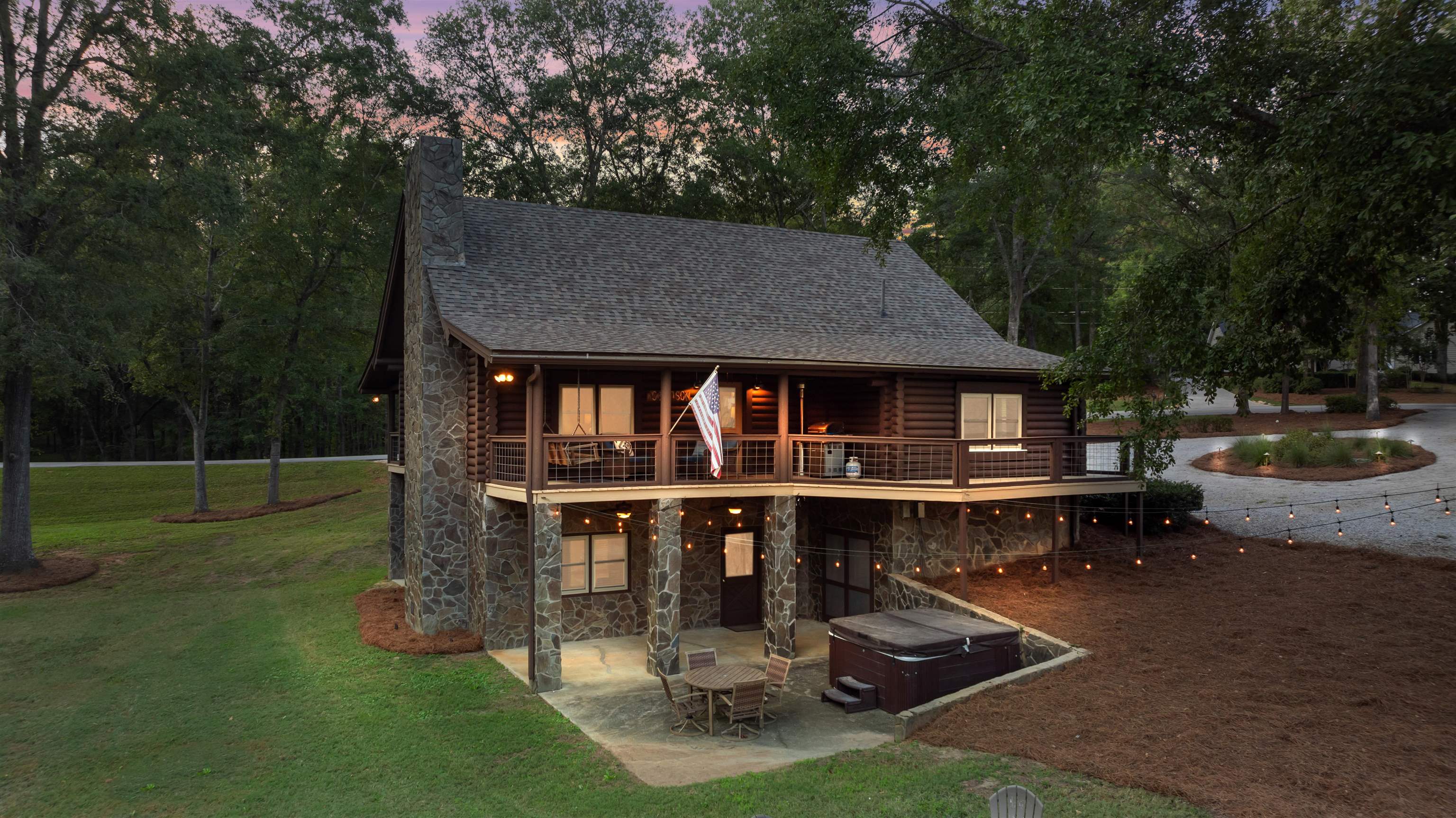 224 Loch Way Property Photo 4