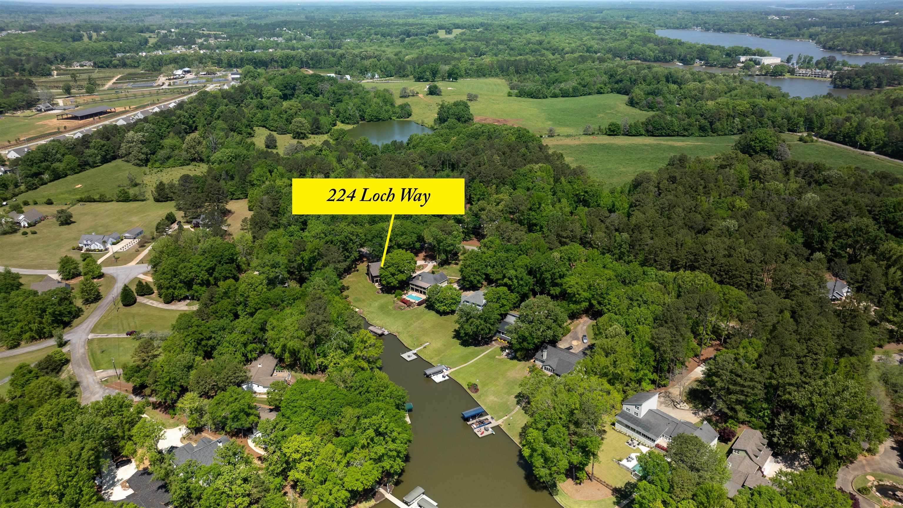 224 Loch Way Property Photo 57