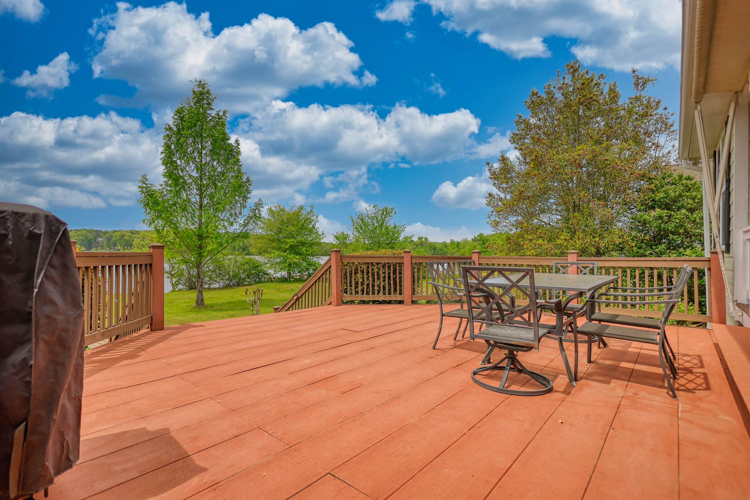 1031 Shoreline Drive Property Photo 32