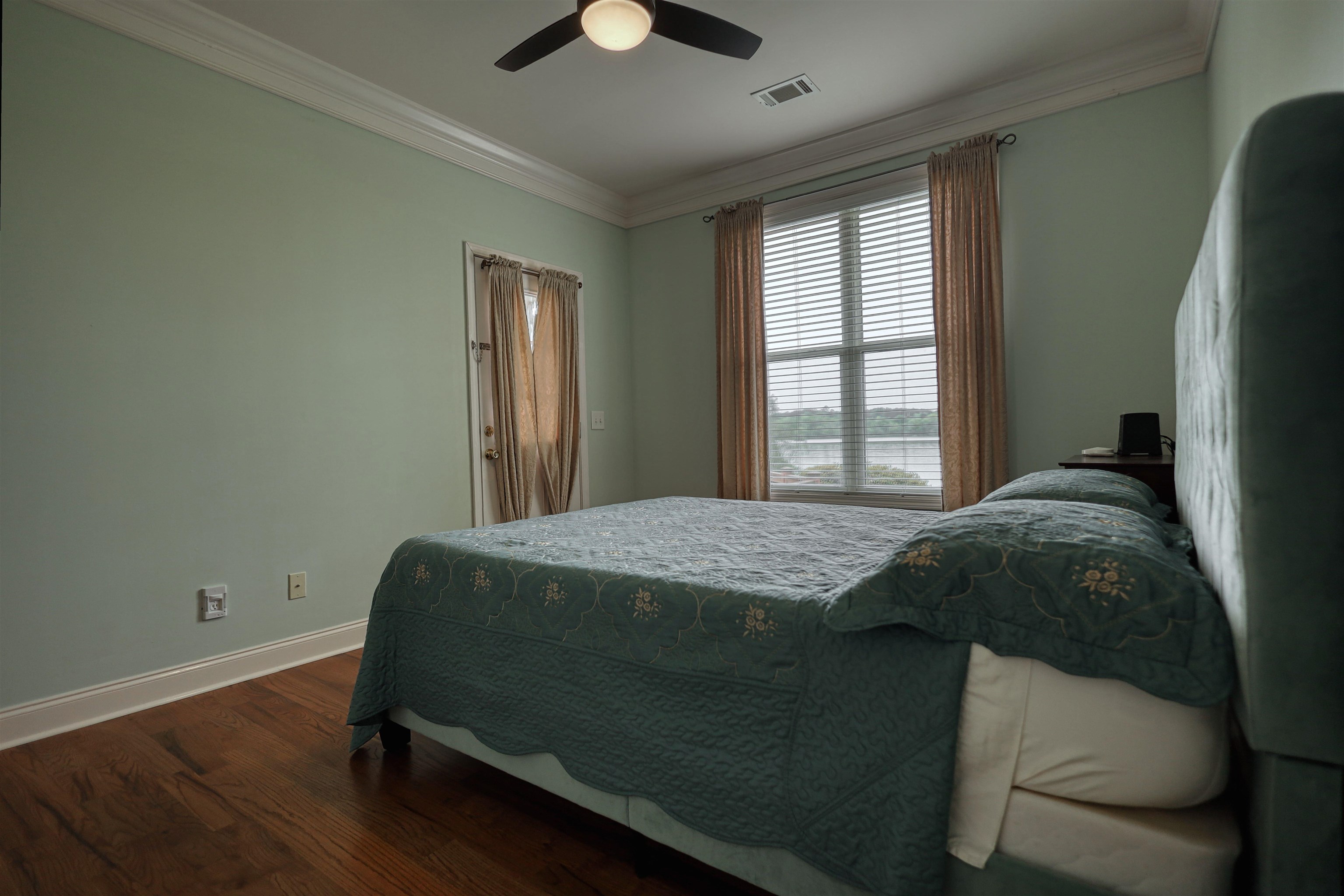 1031 Shoreline Drive Property Photo 55