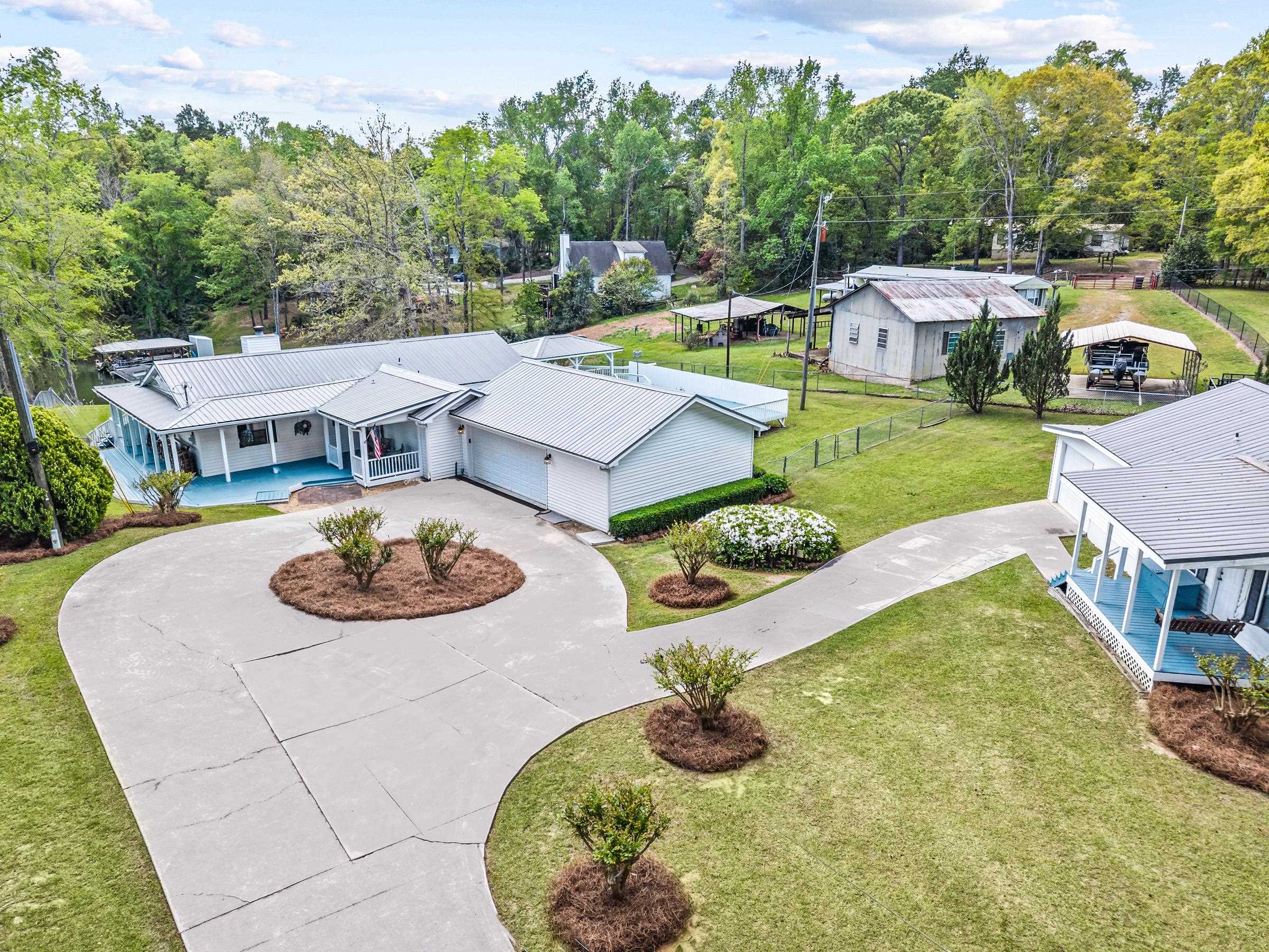 100 Misenheimer Road Property Photo 7