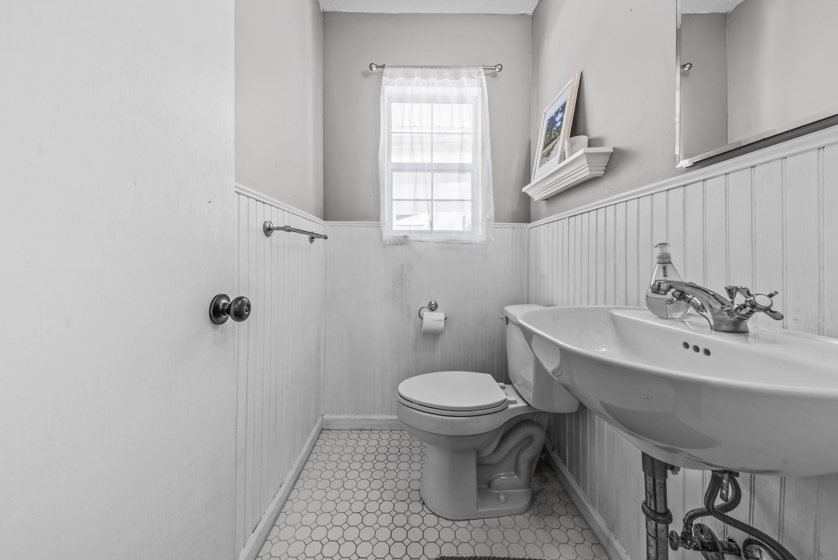 1490 Crawley Road Property Photo 38