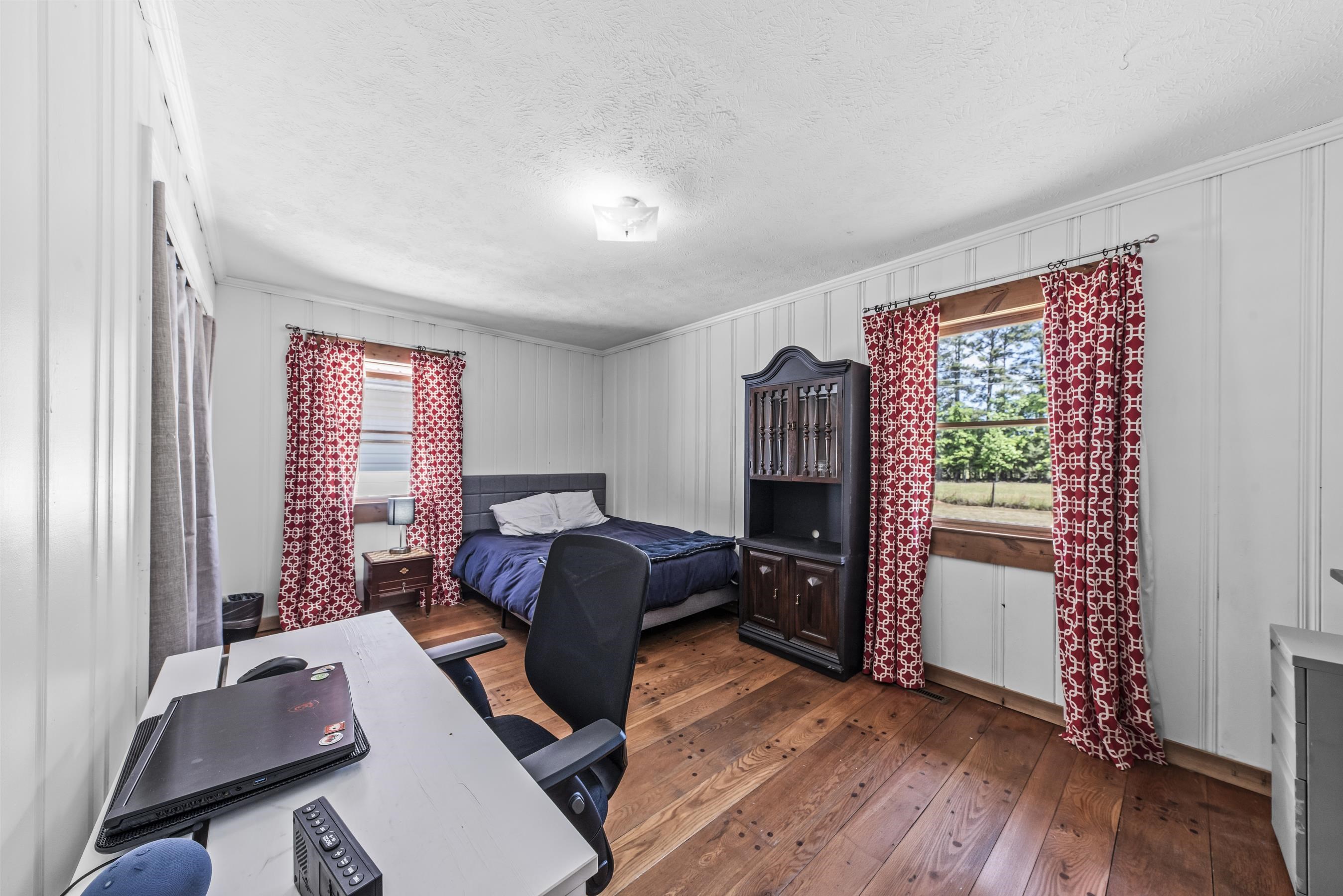 1490 Crawley Road Property Photo 39