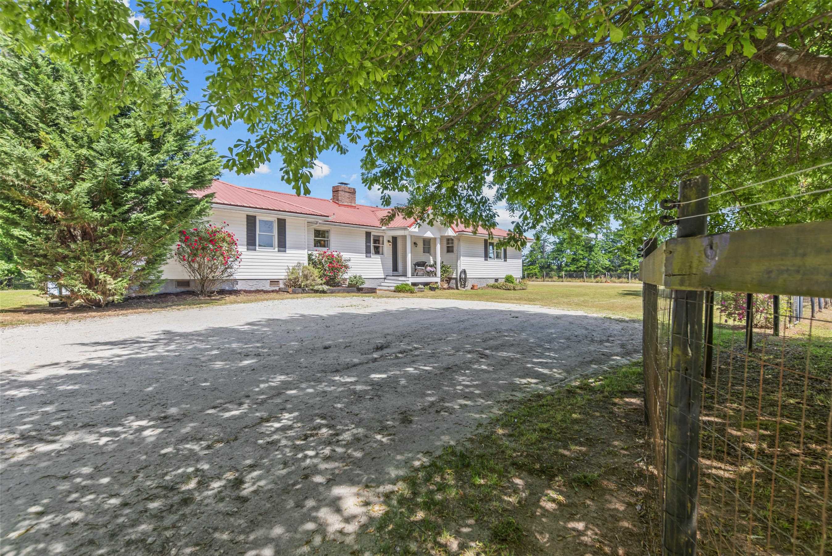 1490 Crawley Road Property Photo 48