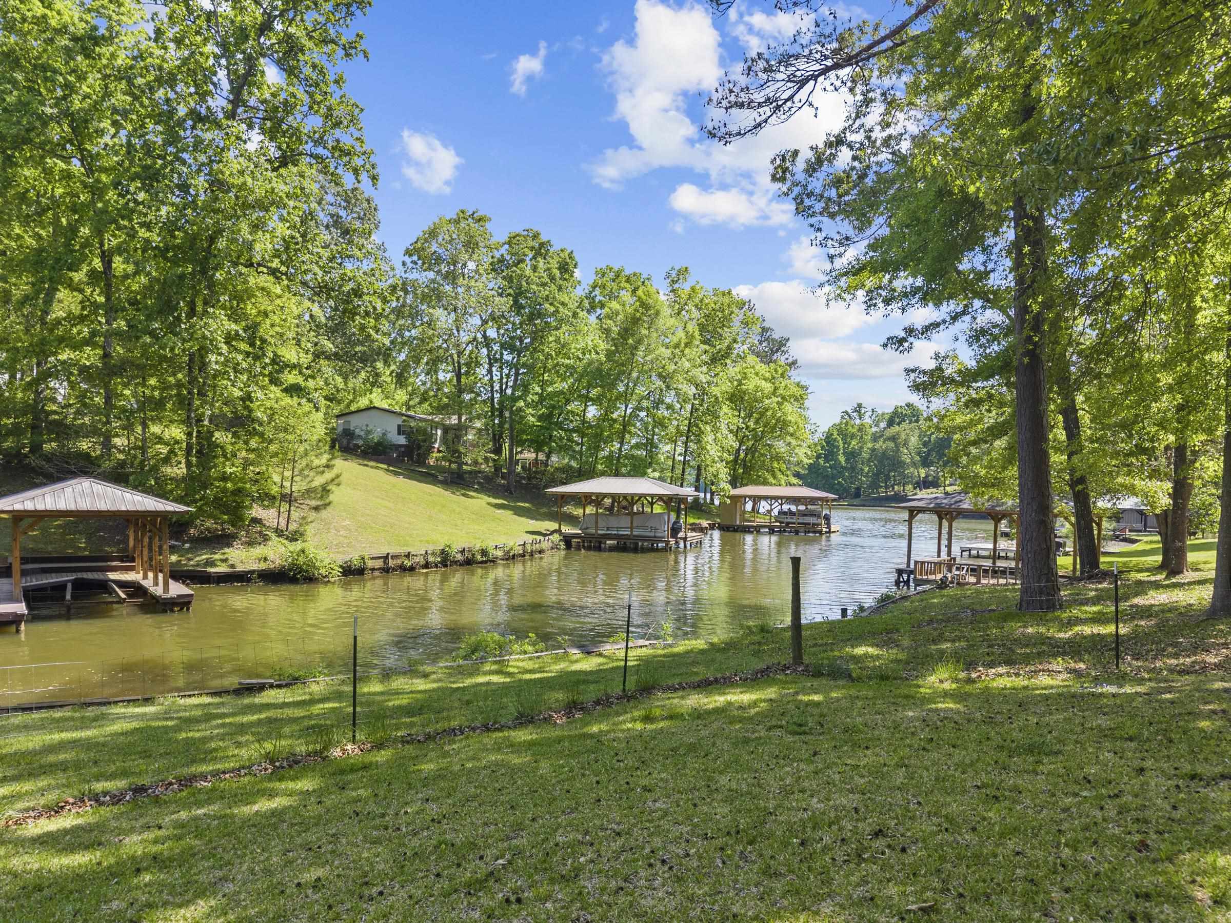 103 Little River Drive Property Photo 11