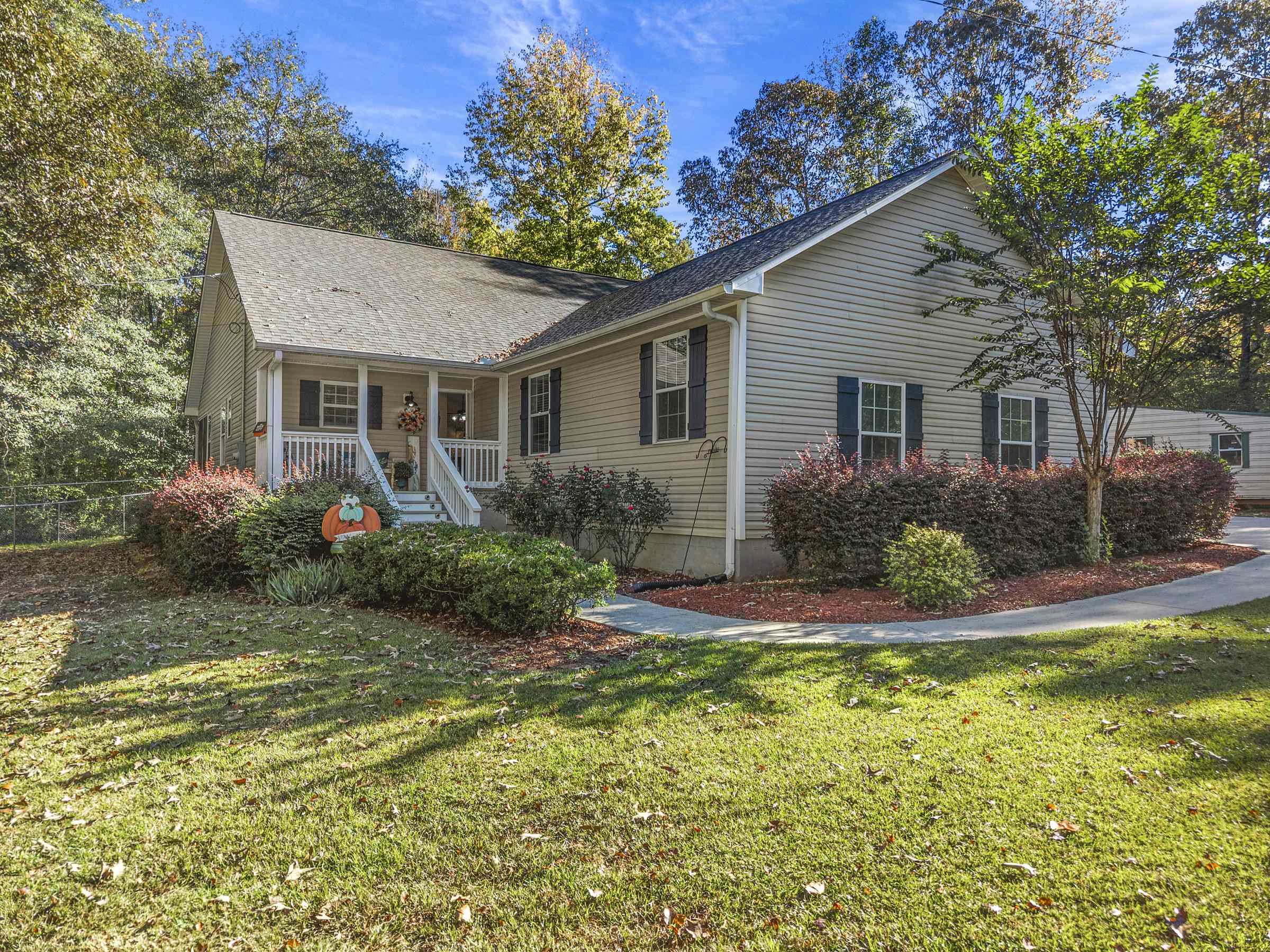 129 SW TANGLEWOOD ROAD Property Photo 1