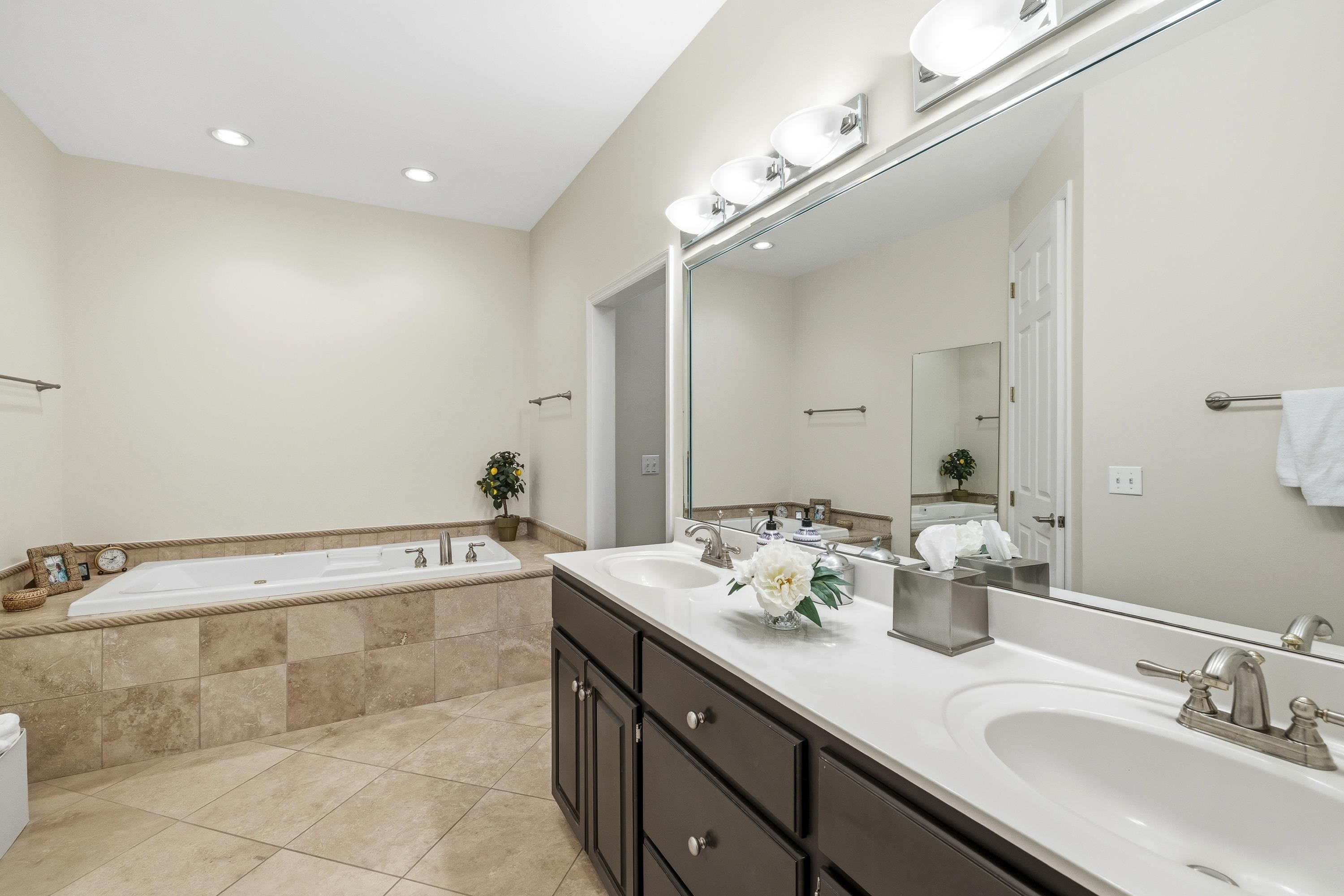1039 Planters Trail Property Photo 53