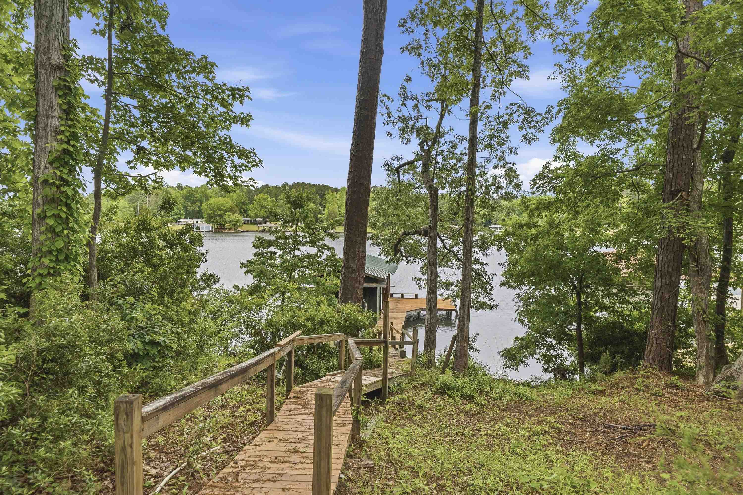 451 Loblolly Drive Property Photo 4