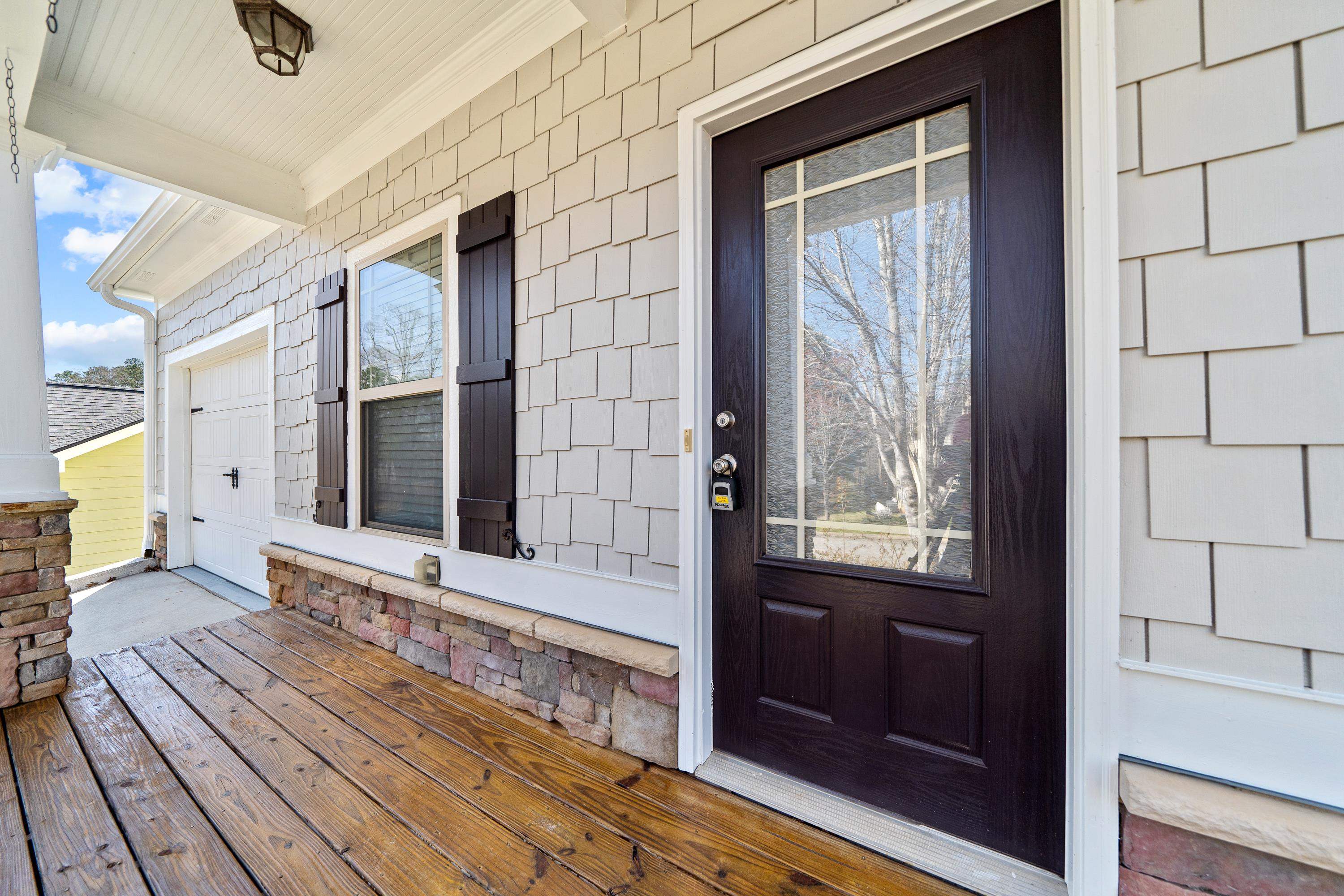 157 Oakwood Drive Property Photo 3