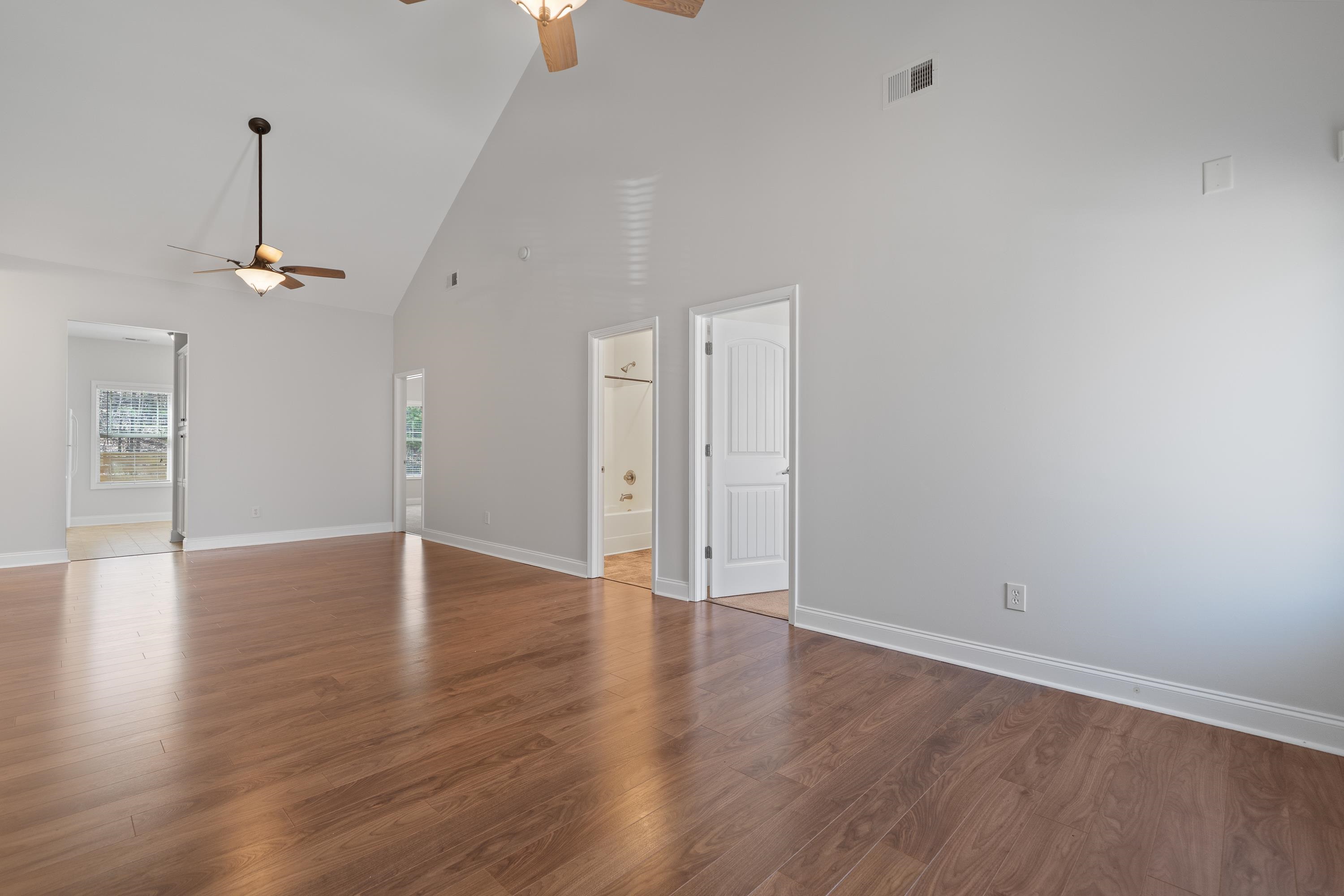 157 Oakwood Drive Property Photo 5