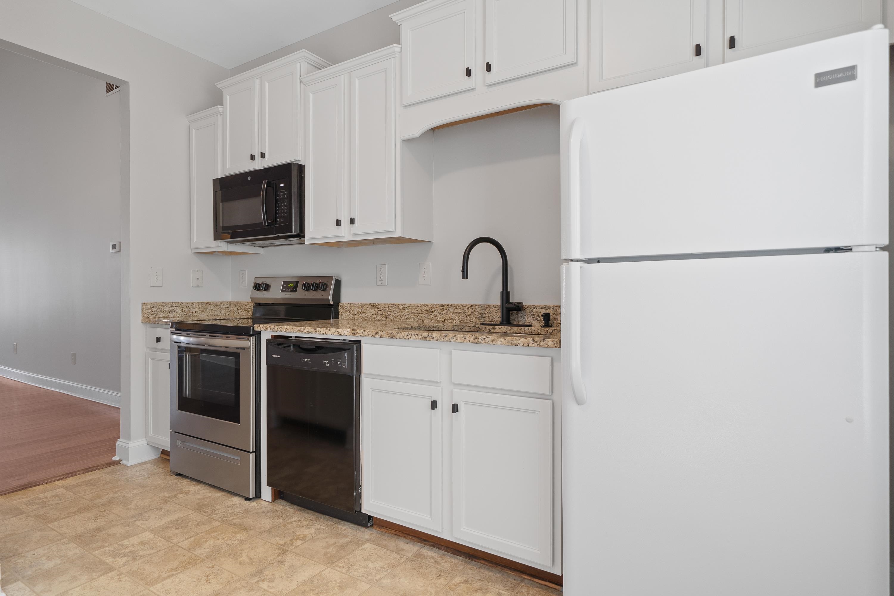 157 Oakwood Drive Property Photo 8