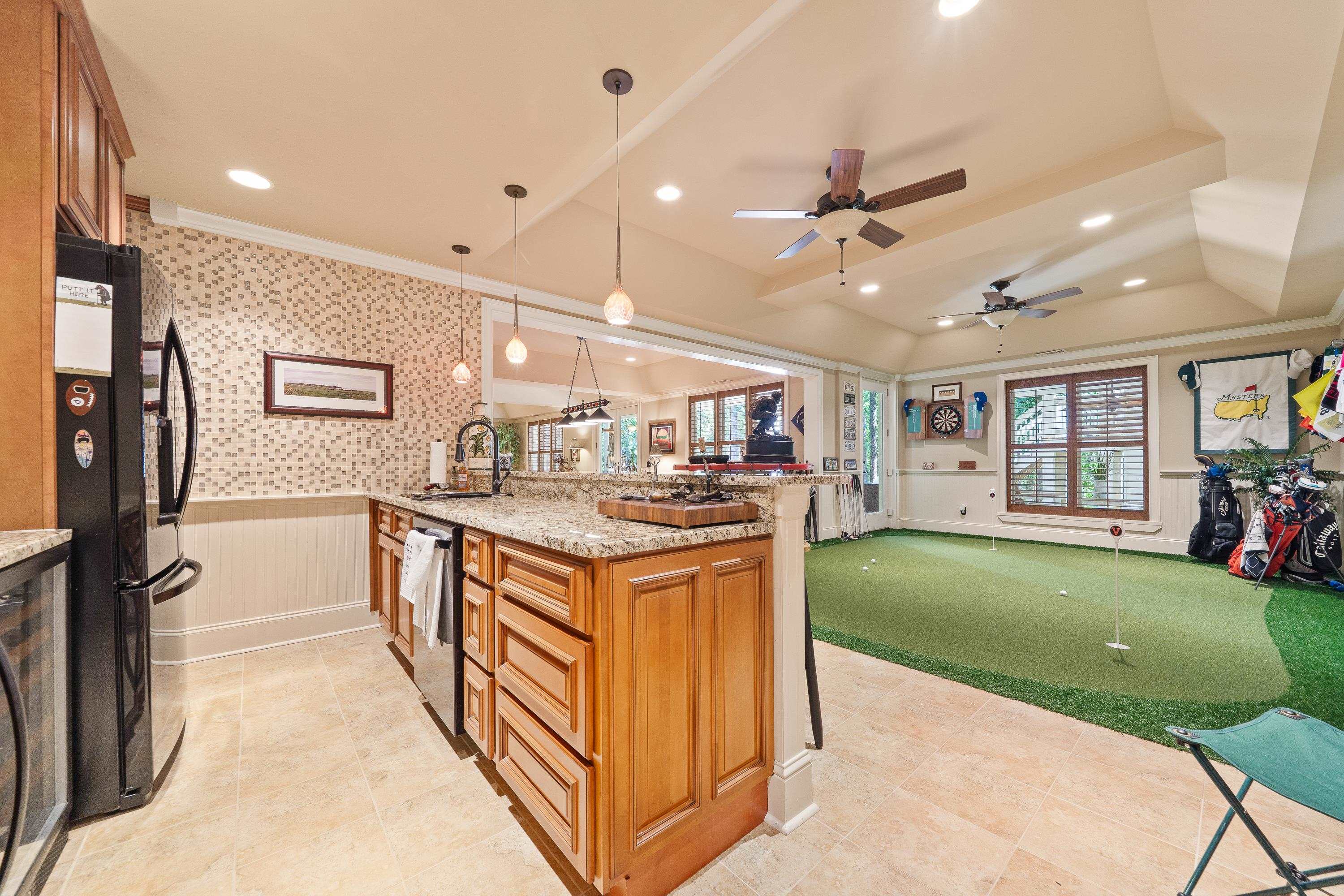 1071 Eaglewood Way Property Photo 49