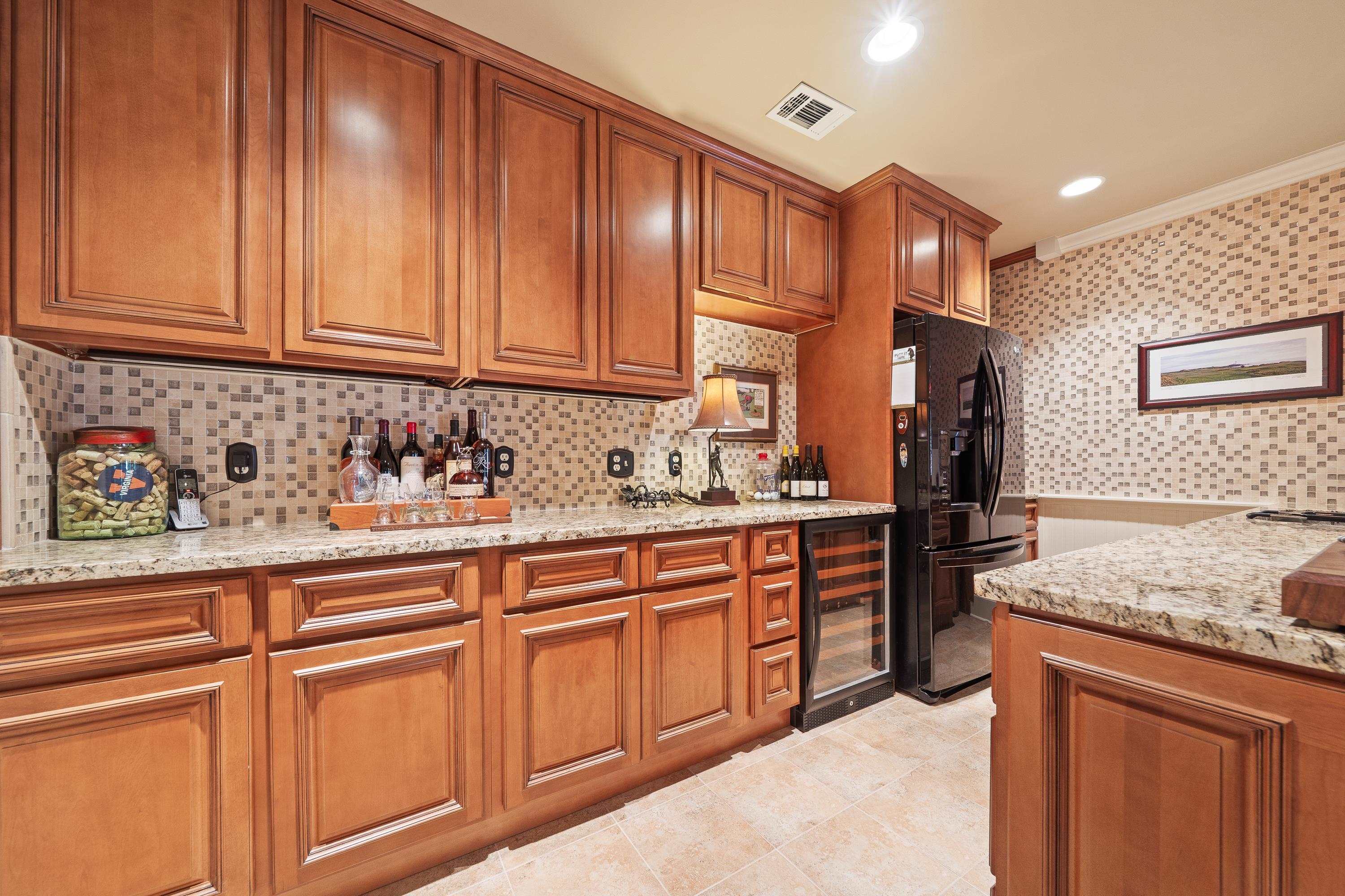 1071 Eaglewood Way Property Photo 52